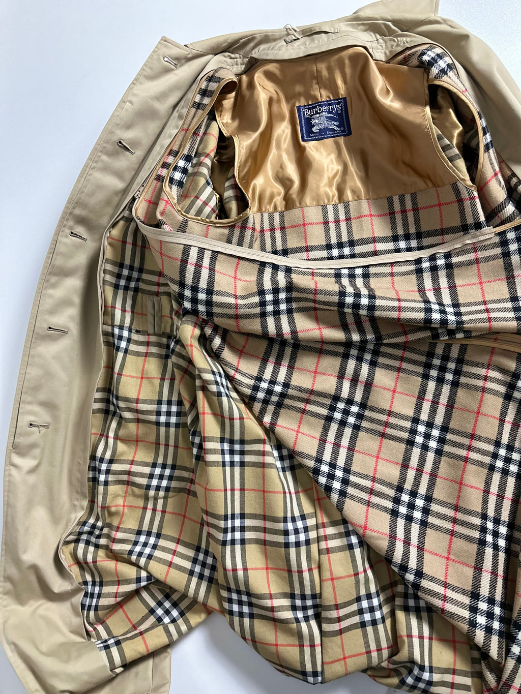 Burberrys Carcoat (12/M) including Inlet