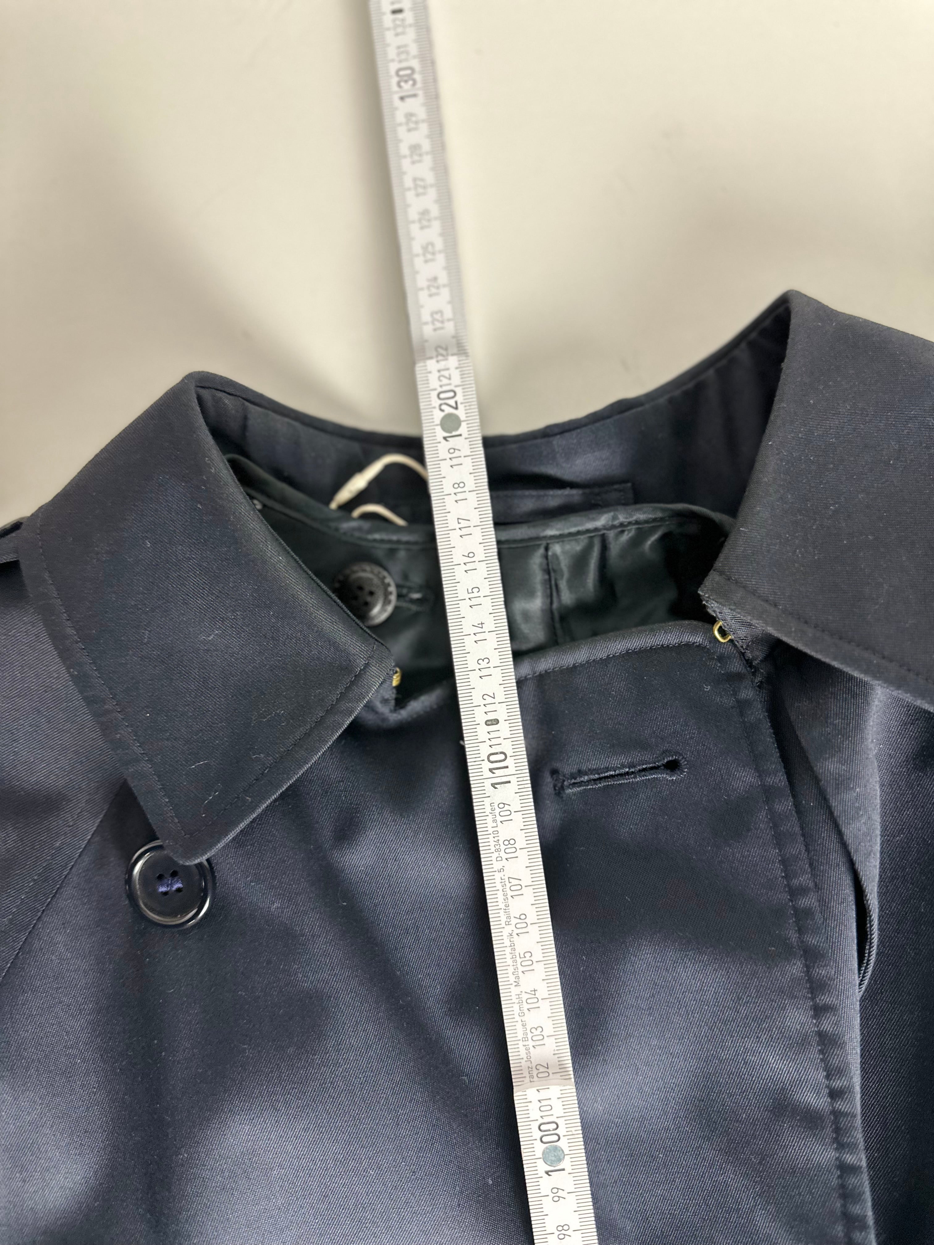 Burberrys Trenchcoat (14/L) including Inlet
