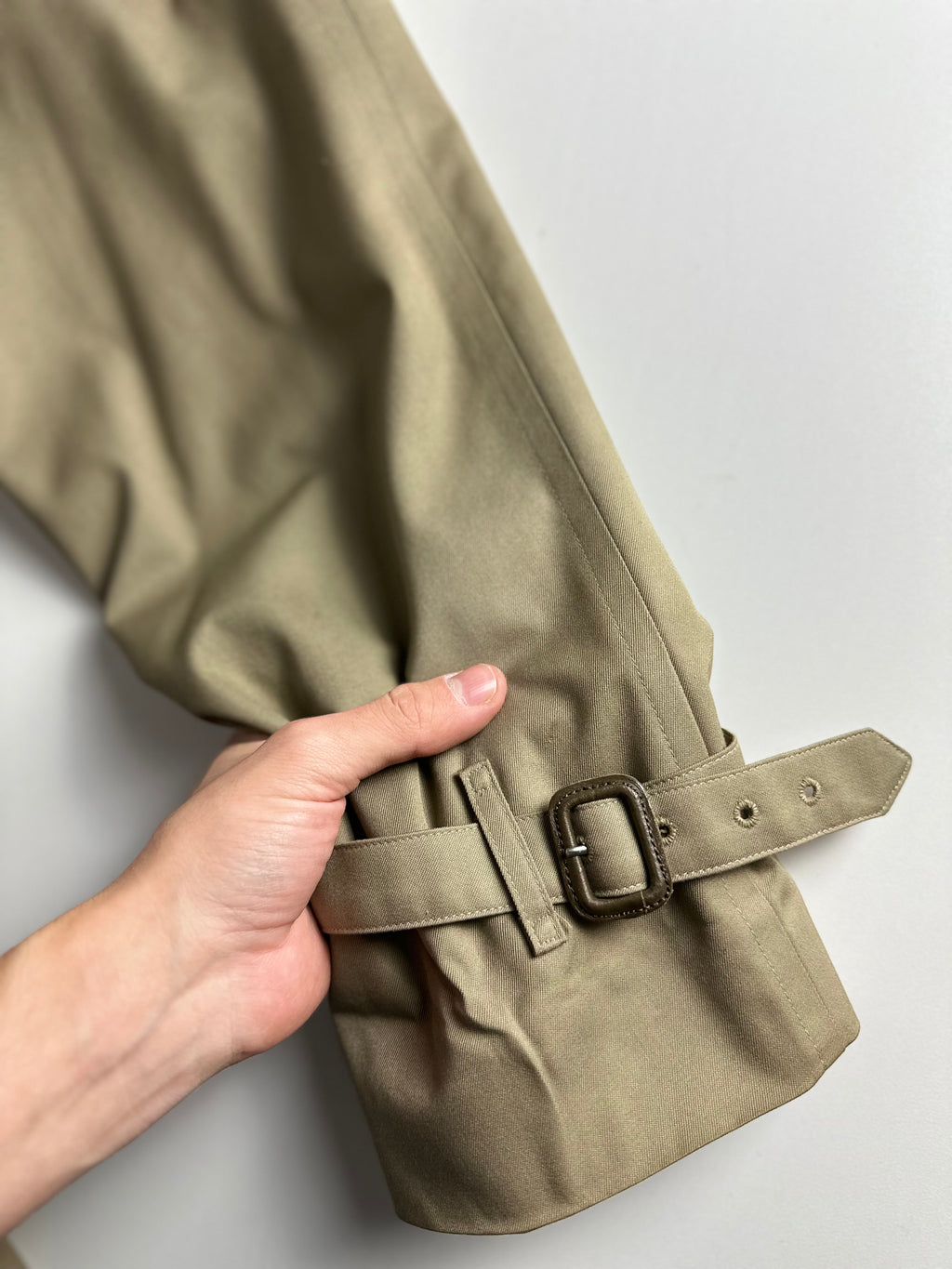 Burberrys Trenchcoat (52/L) including Inlet