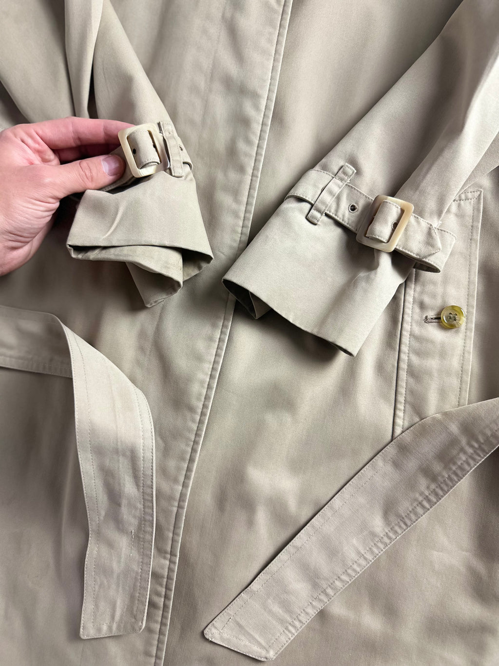 Burberrys Trenchcoat (14/L)