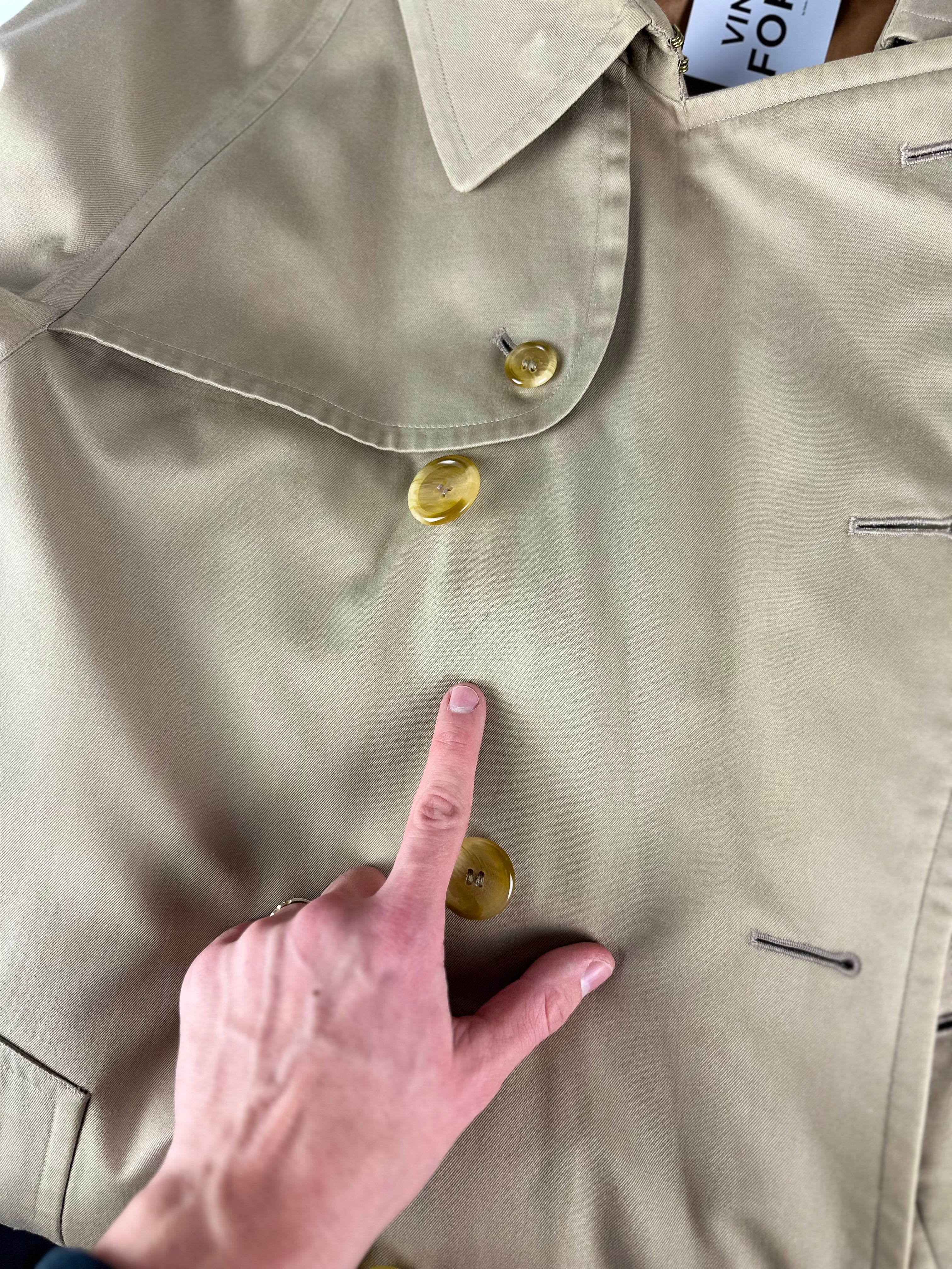 Burberrys Trenchcoat (52/L) including Inlet