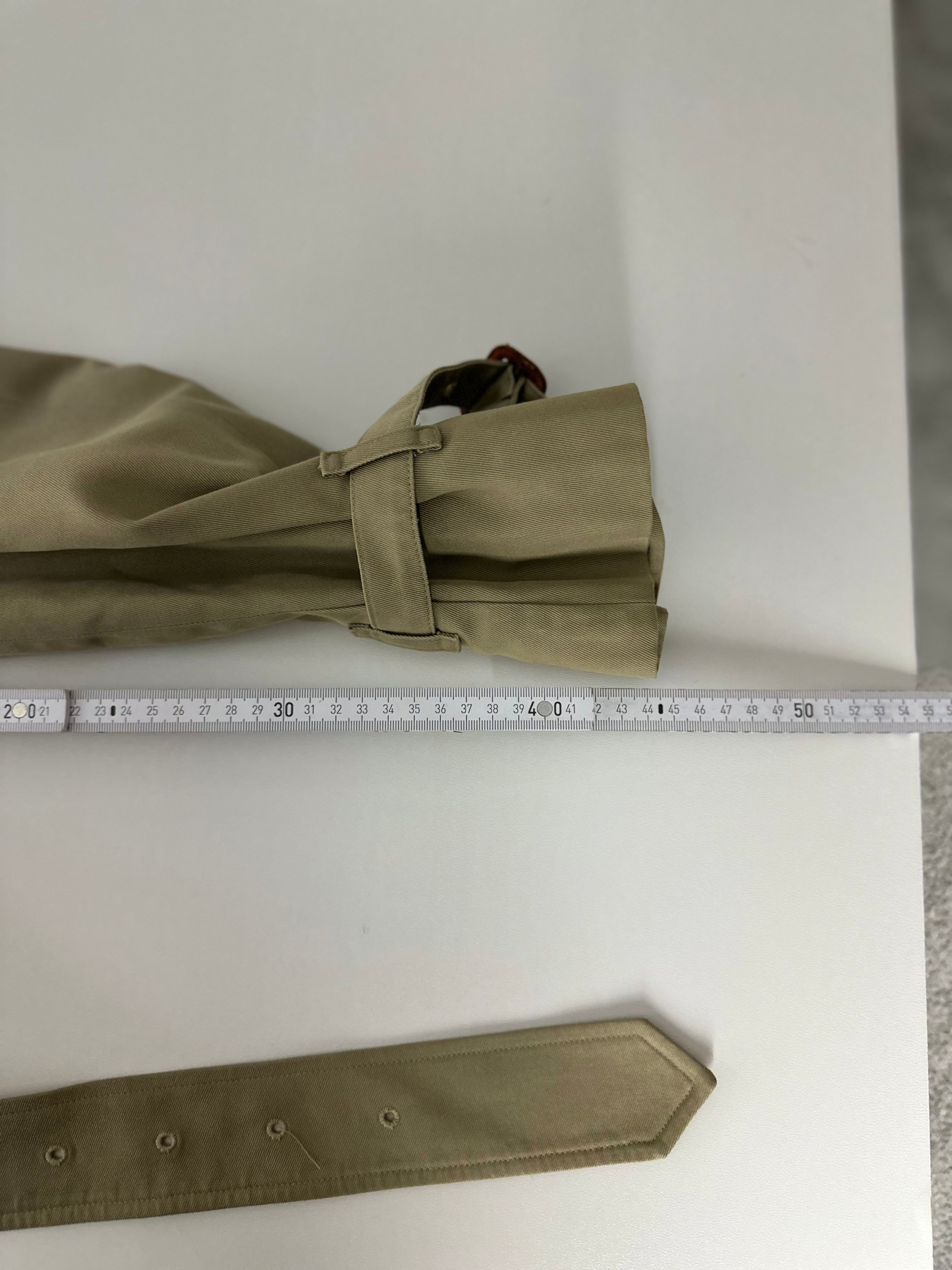 Burberrys Trenchcoat (14/L)