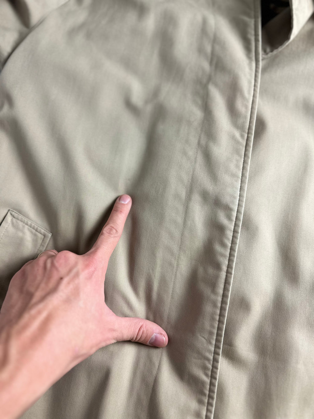 Burberrys Trenchcoat (14/L)