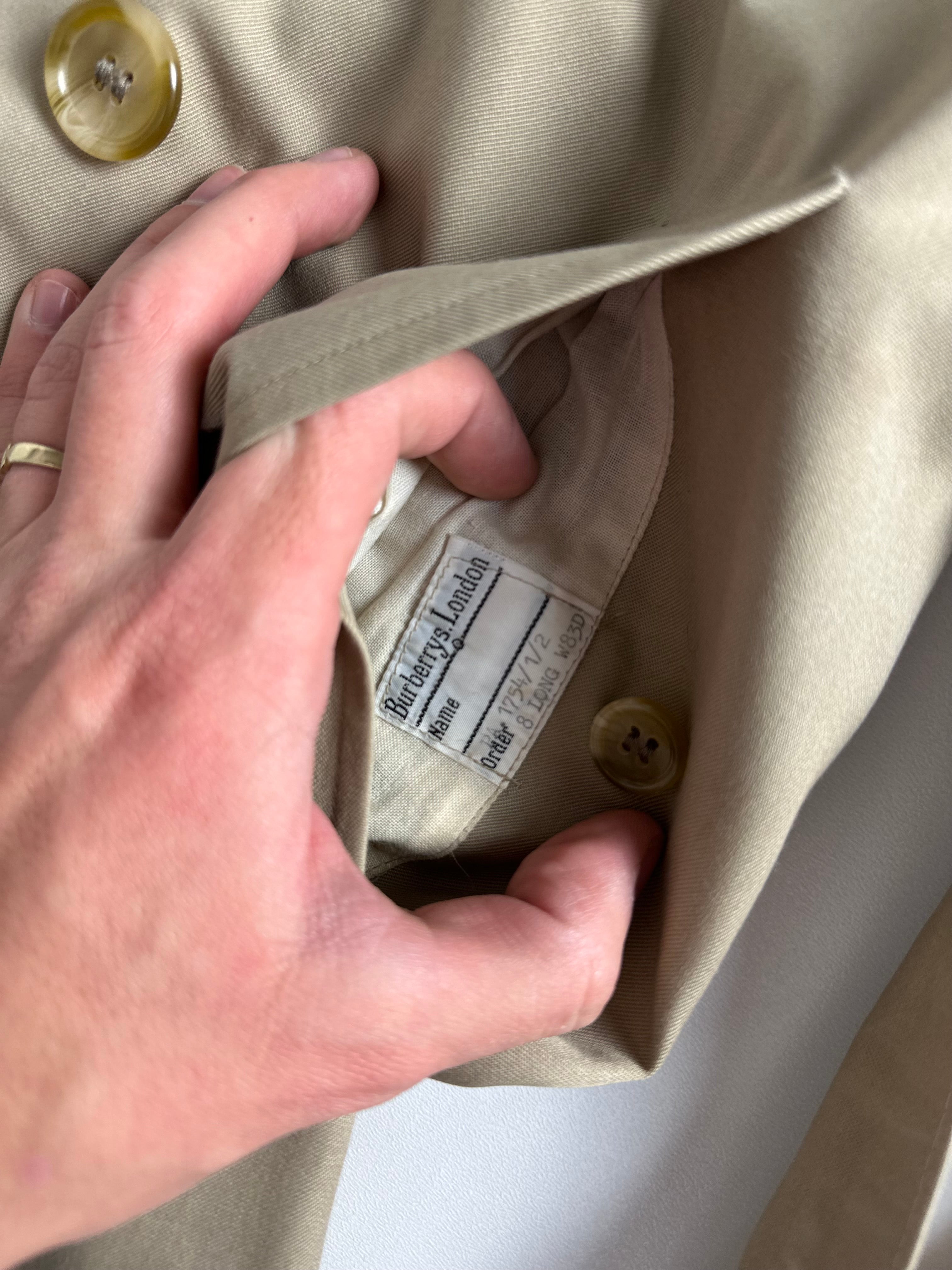 Burberrys Trenchcoat (8/XS)