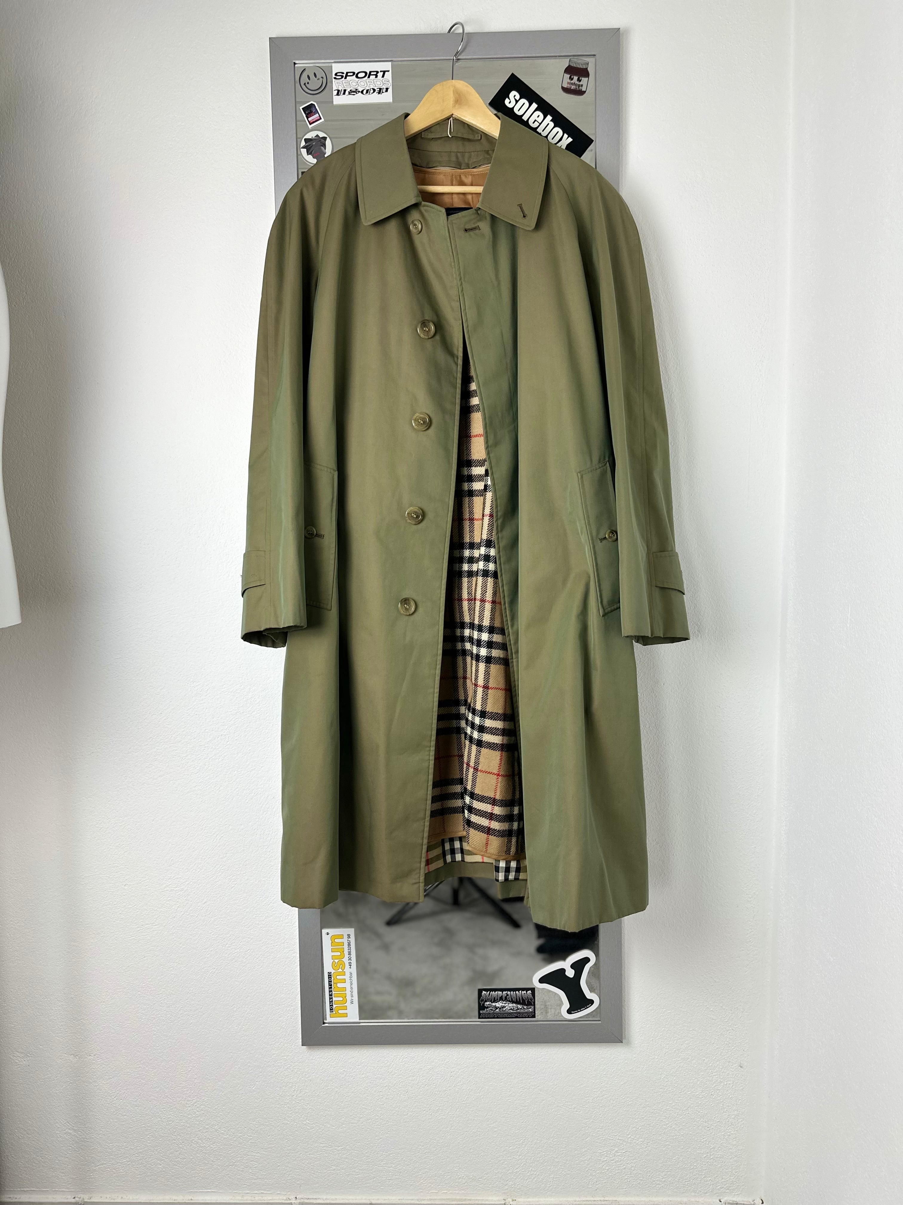 Burberrys Carcoat (50/L) including Inlet