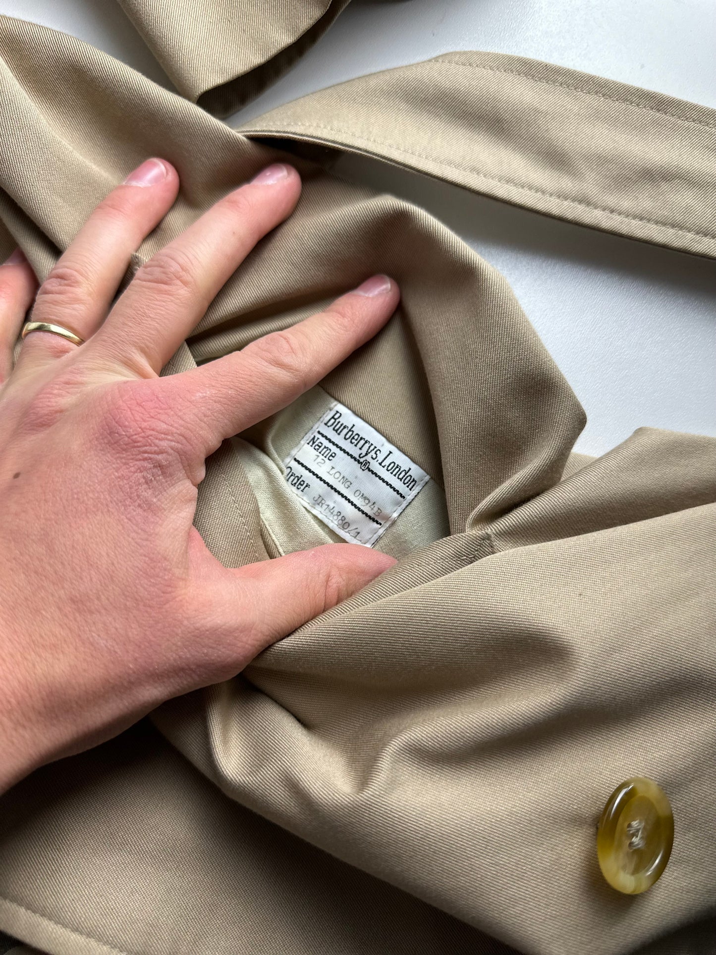 Burberrys Trenchcoat (14/L)