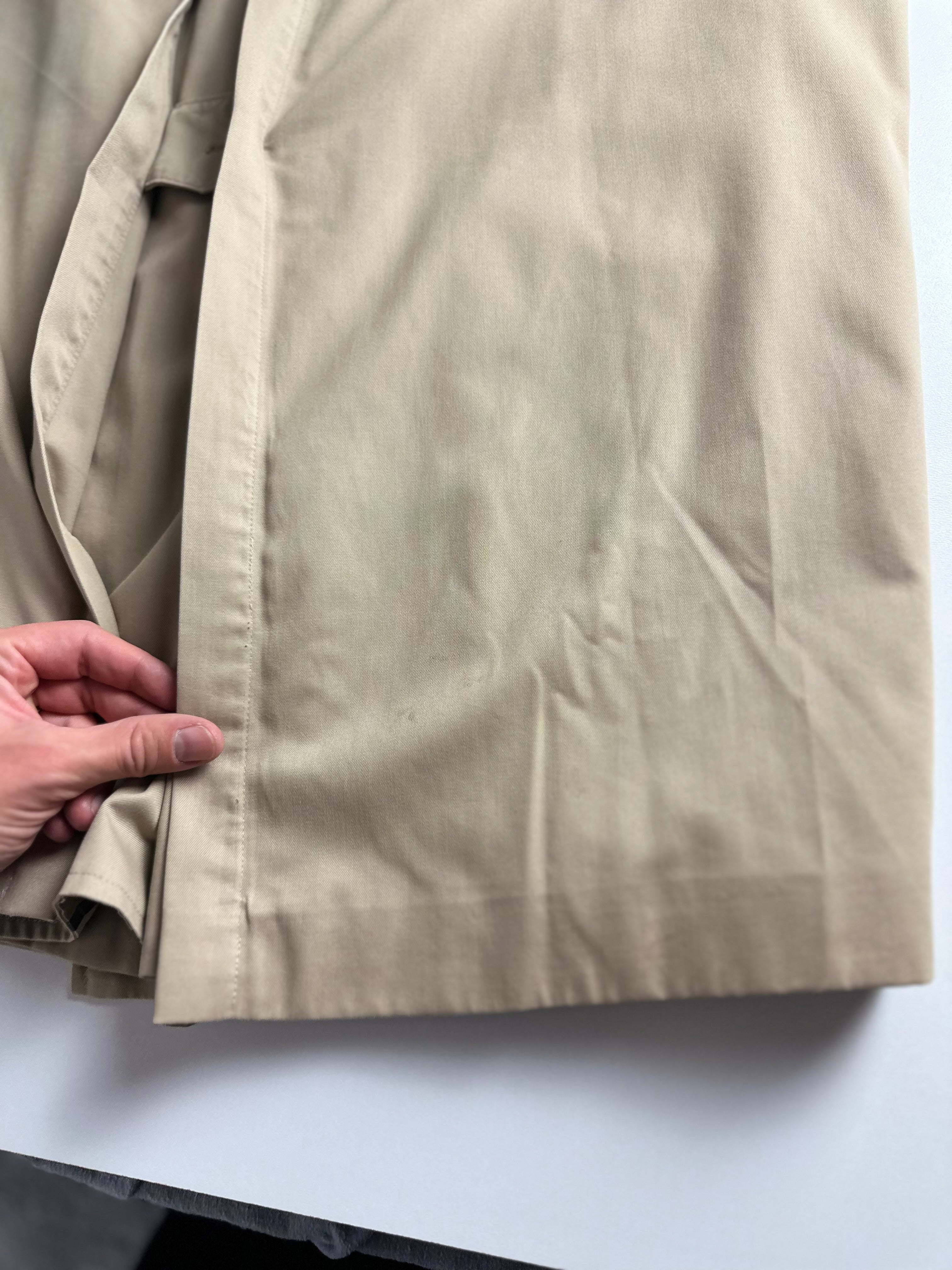 Burberrys Trenchcoat (14/L)