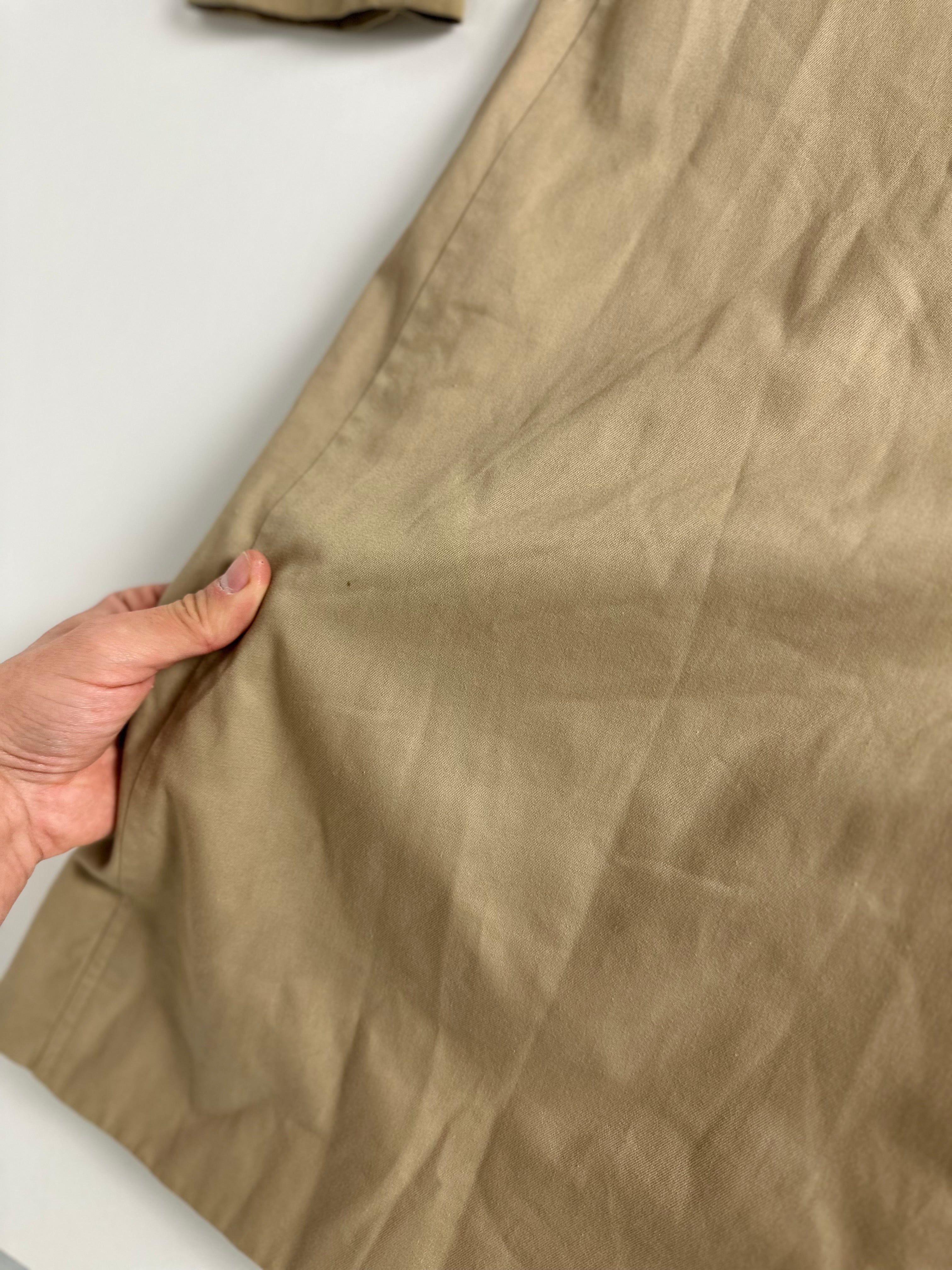 Burberrys Trenchcoat (12/M)