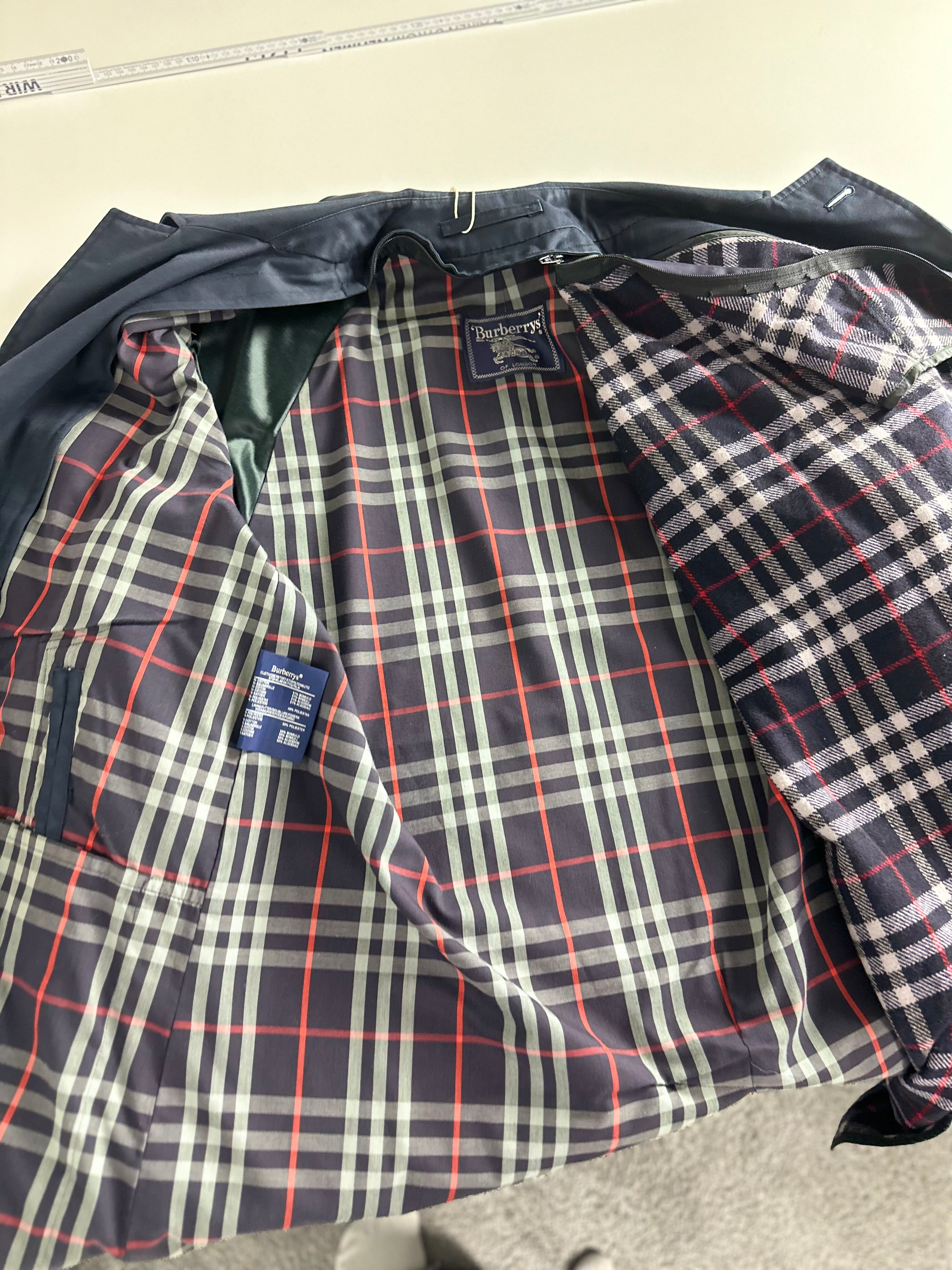 Burberrys Carcoat (50/L) including Inlet