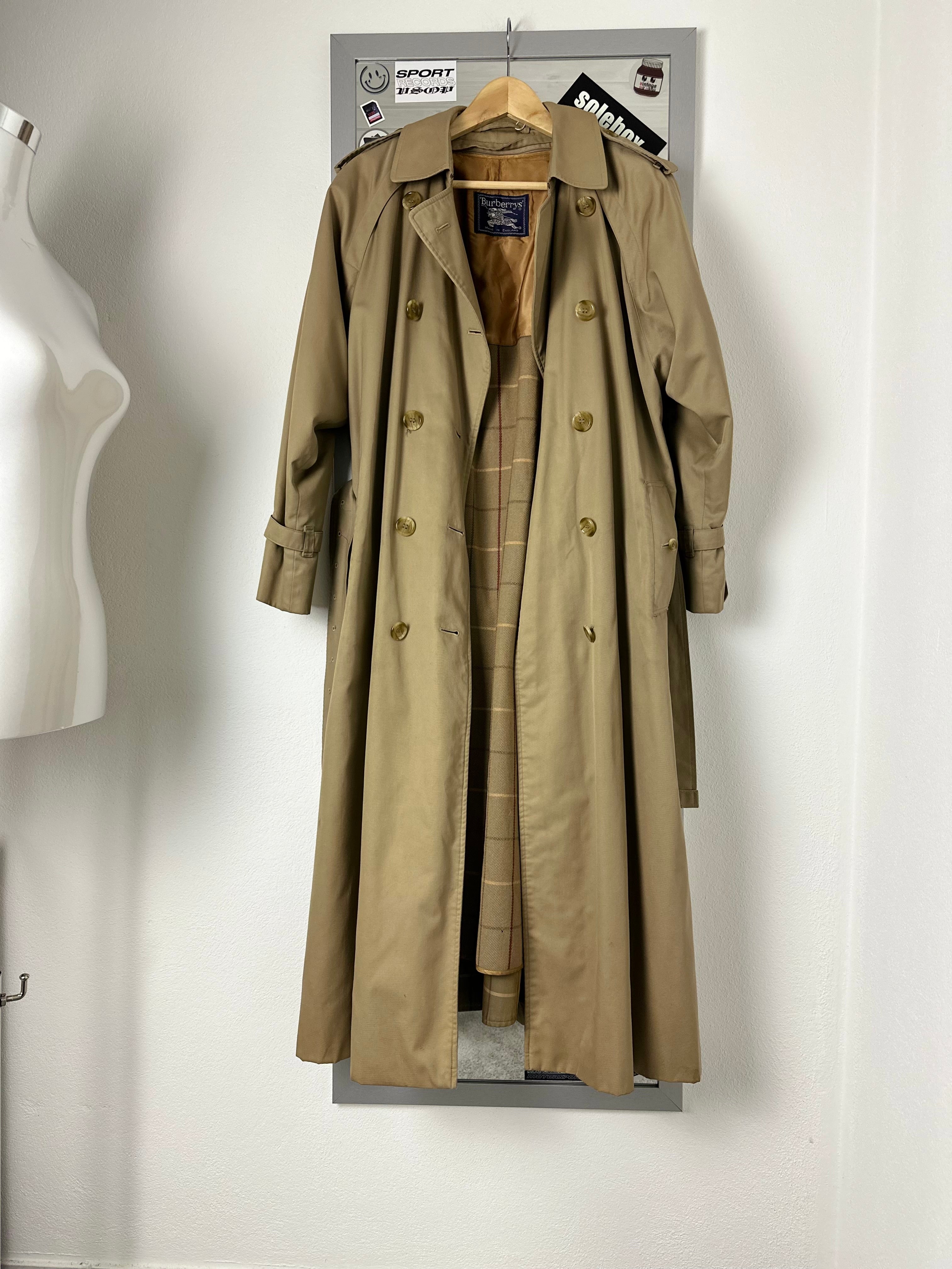 Burberrys Trenchcoat (14/L) including Inlet