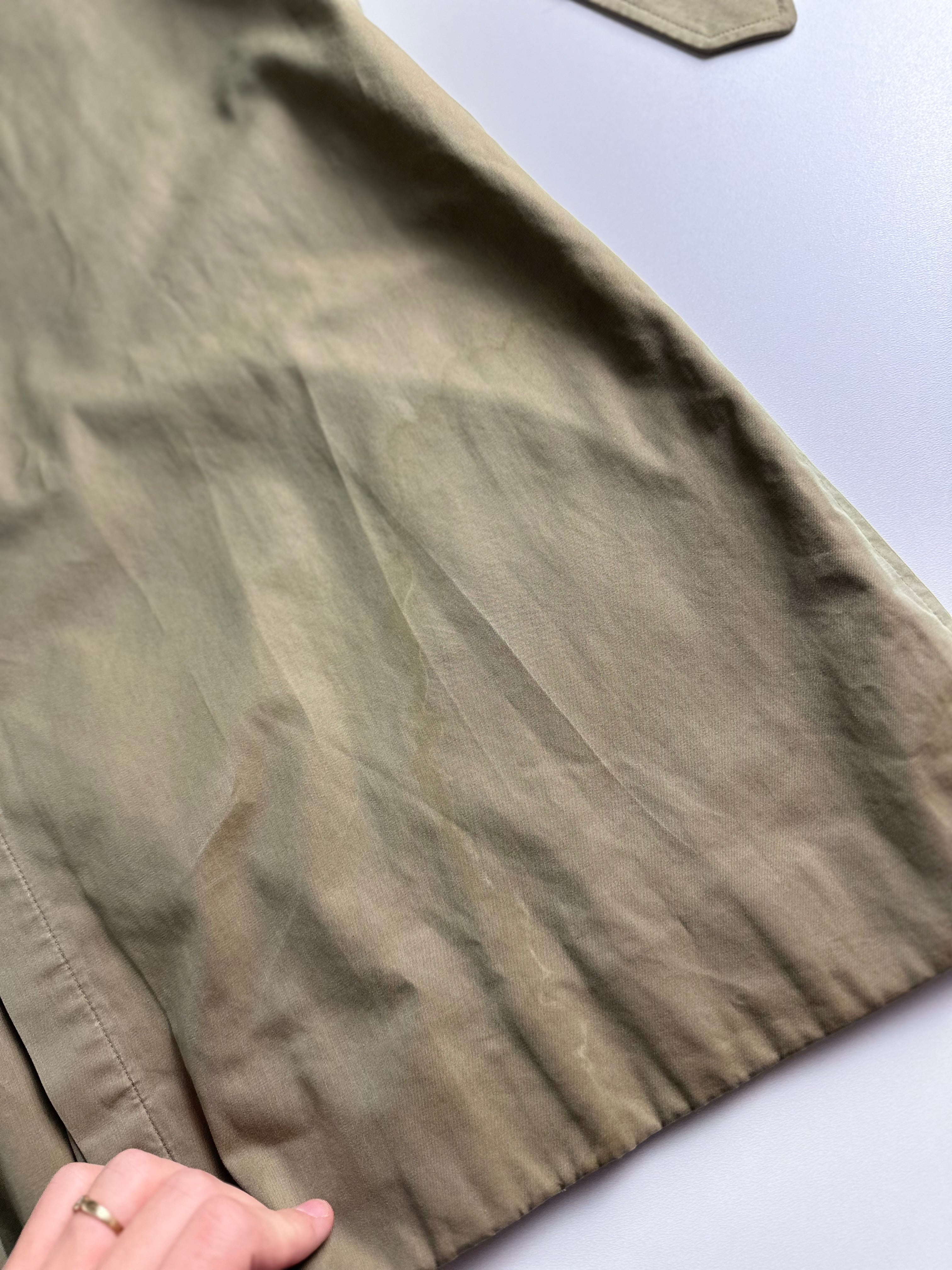 Burberrys Trenchcoat (10/S)