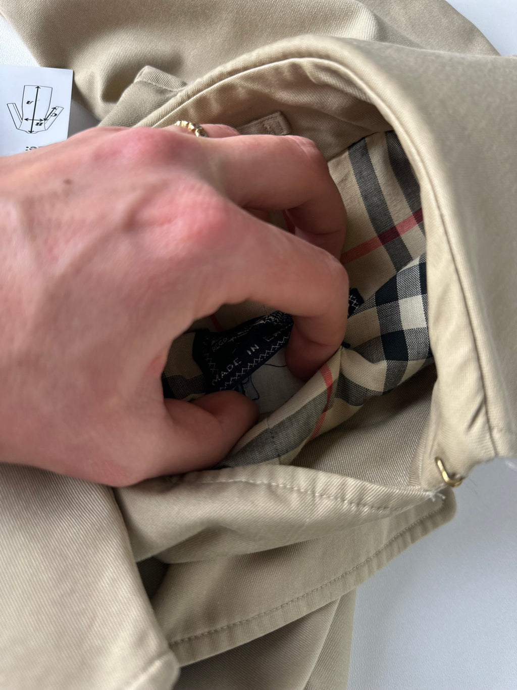 Burberrys Trenchcoat (8/XS)