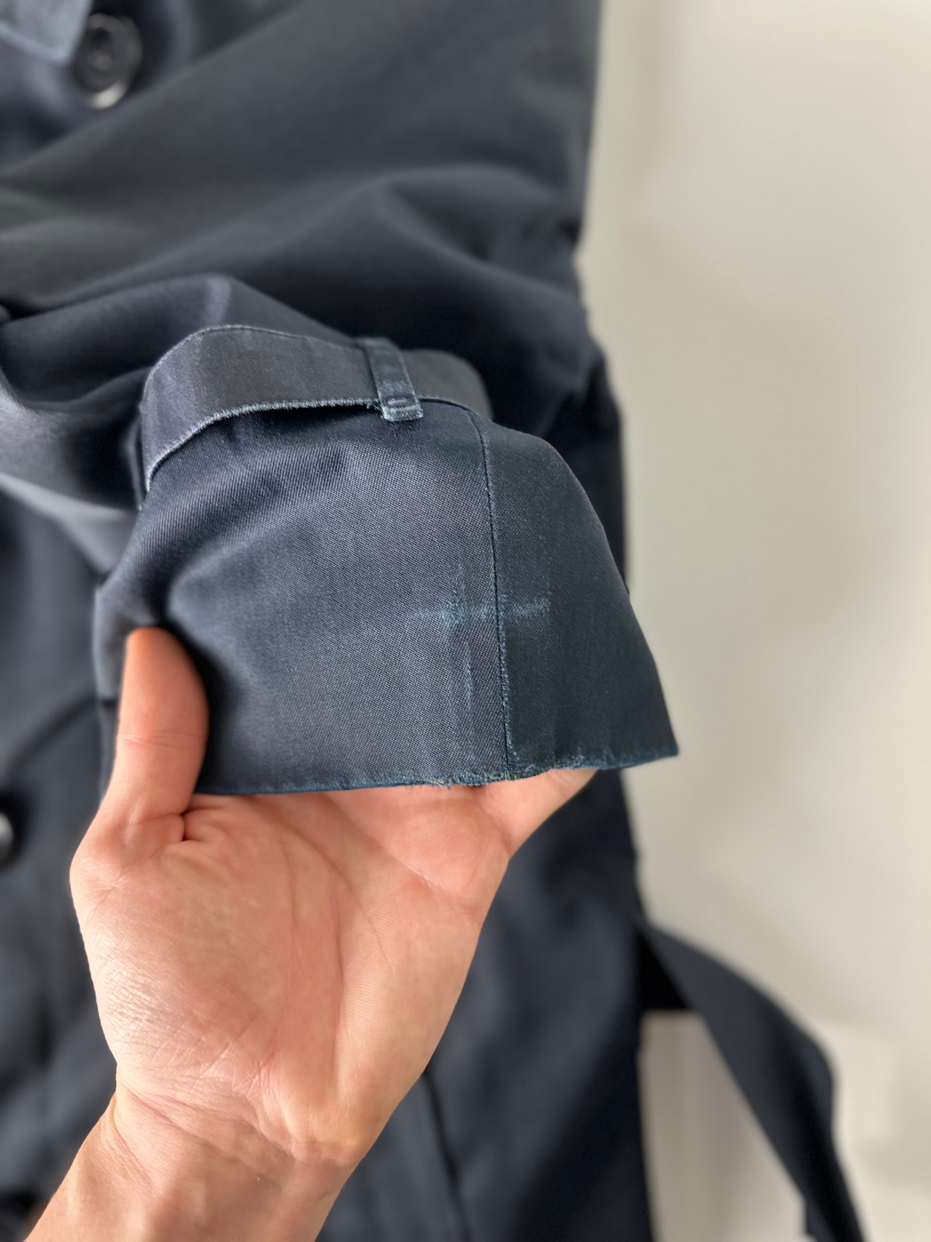 Burberrys Trenchcoat (46/S) including Inlet