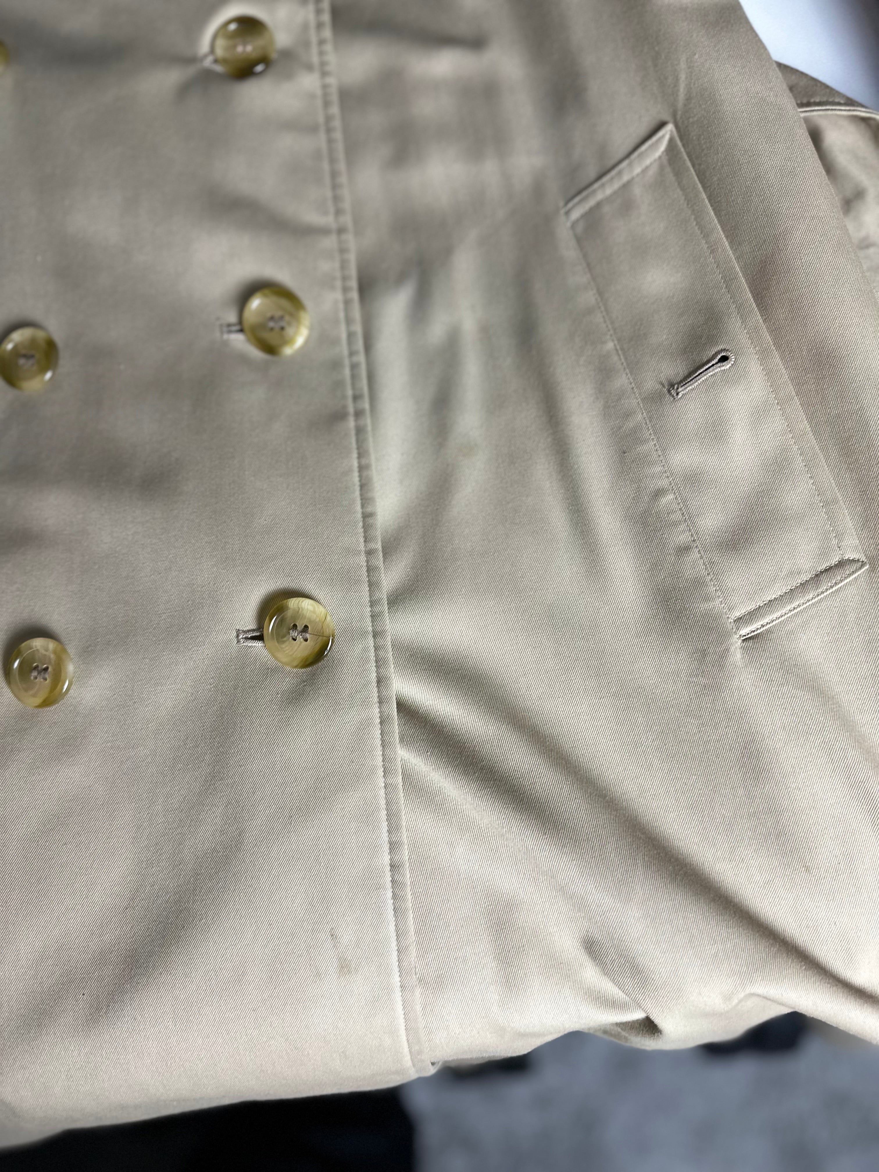 Burberrys Trenchcoat (12/M)