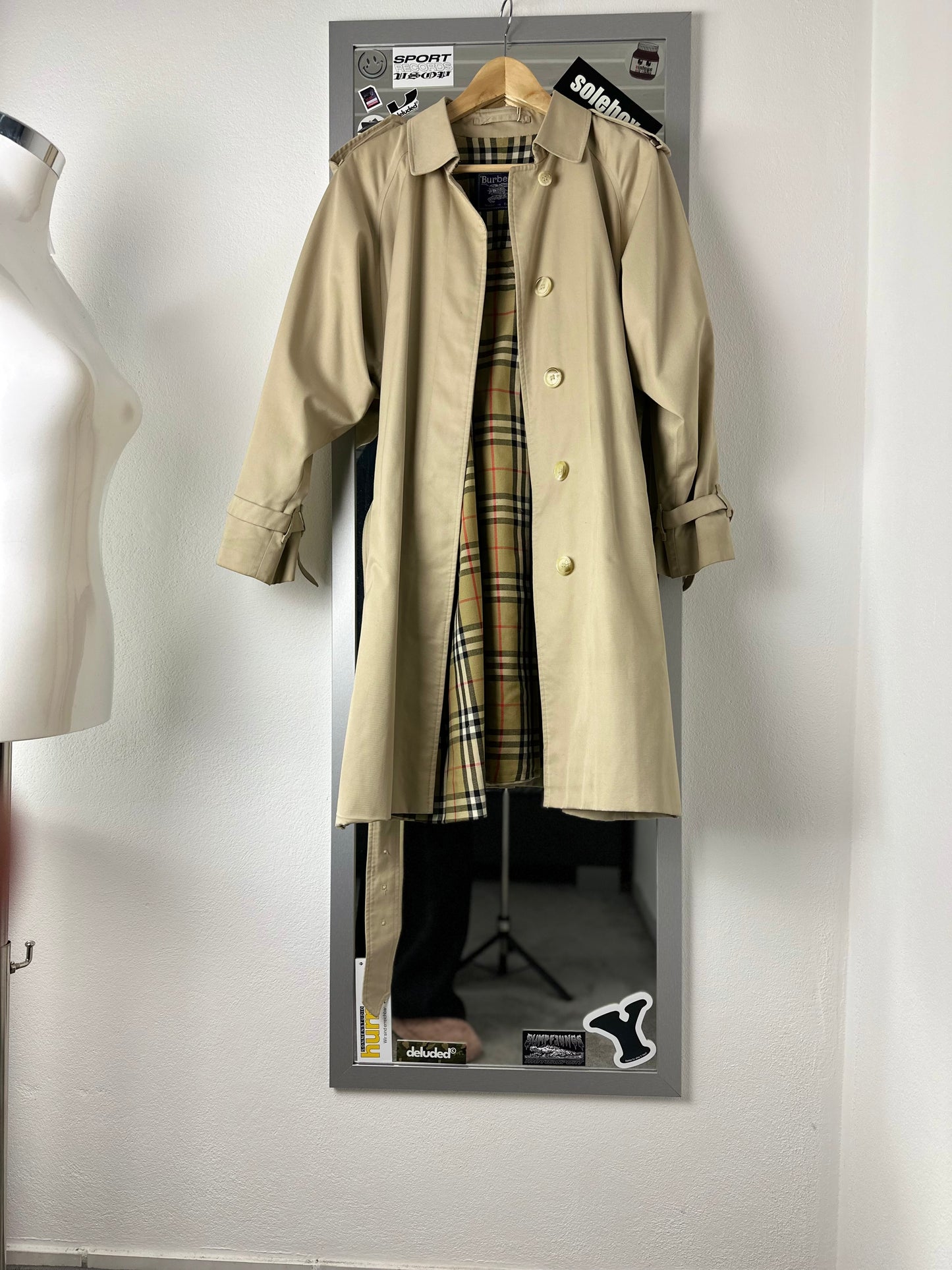 Burberrys Trenchcoat (12/M)