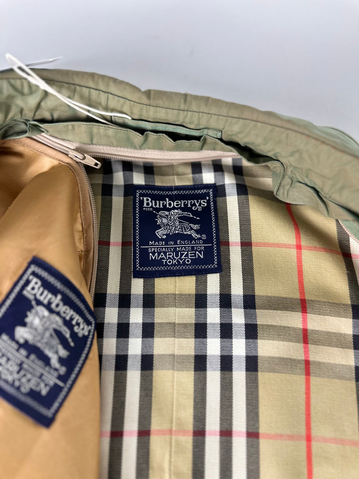 Vintage Burberry Trench Coat Size 12 M With Lining