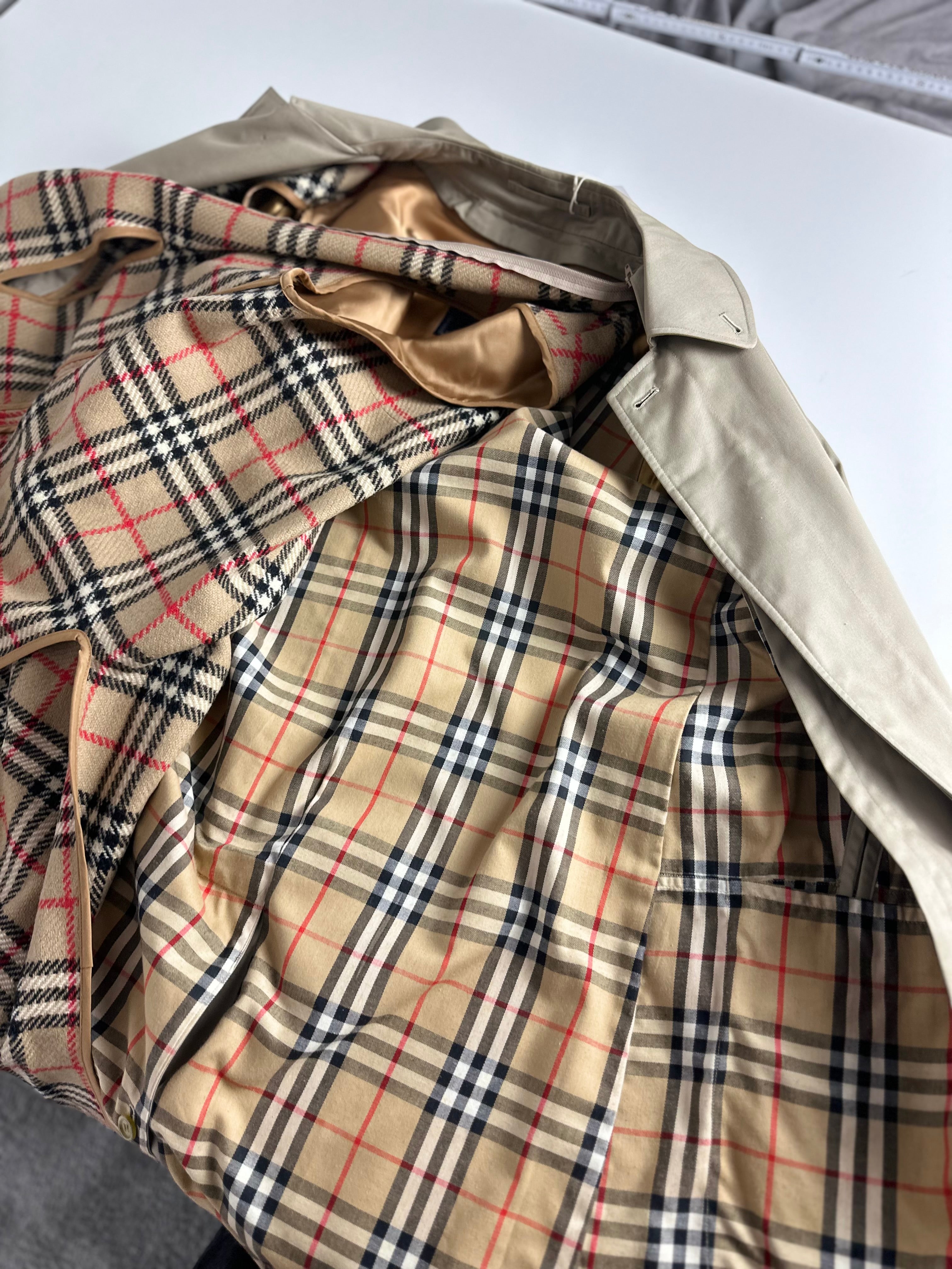 Burberrys Carcoat (52/L) including Inlet