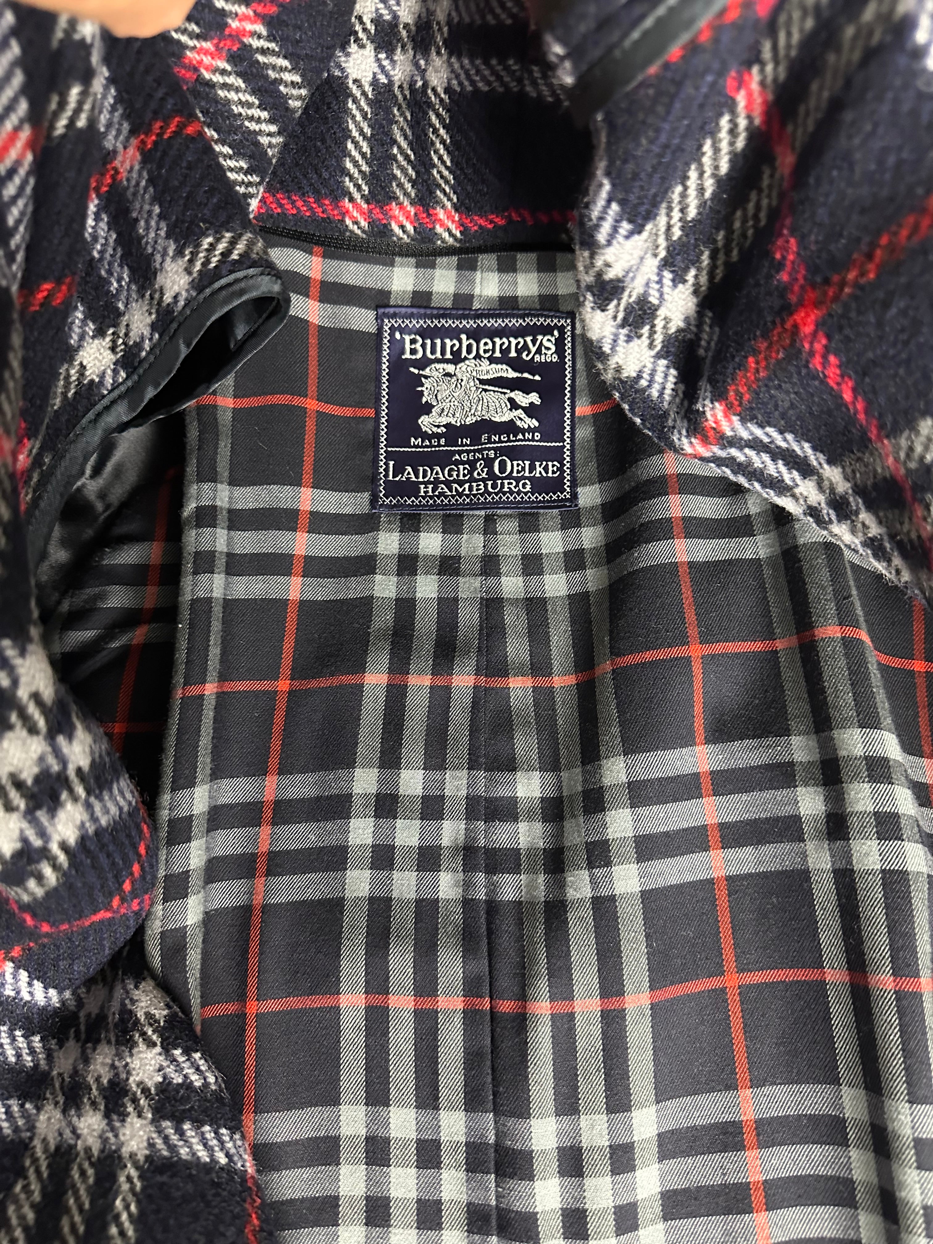 Burberrys Trenchcoat (54/XL) including Inlet