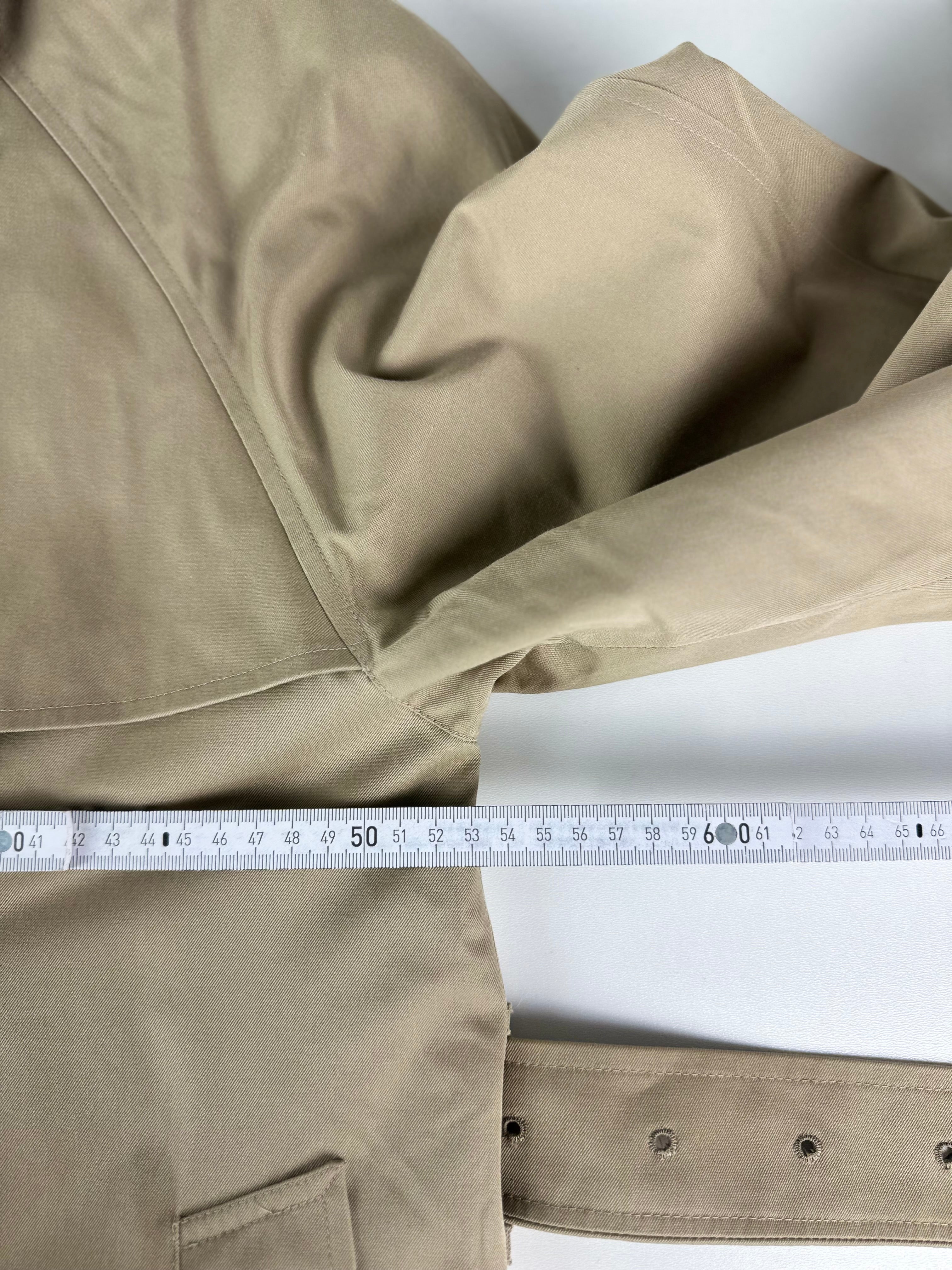 Burberrys Trenchcoat (12/M)