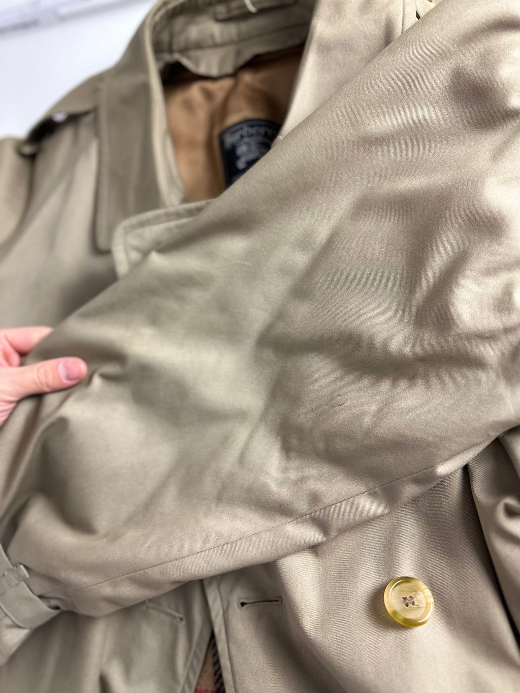Burberrys Trenchcoat (52/L) including Inlet