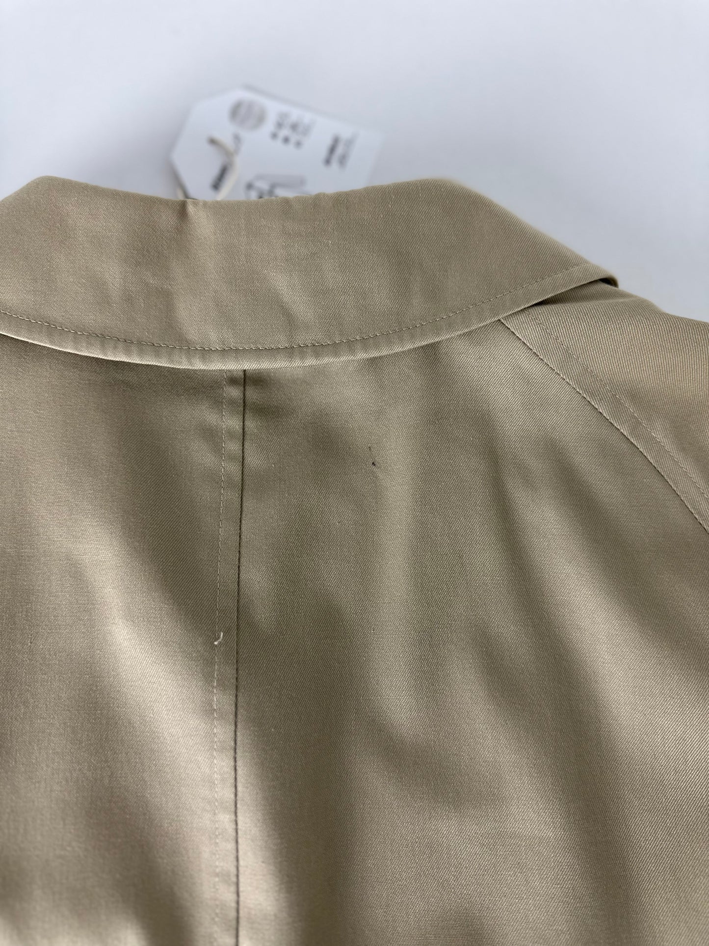 Burberrys Trenchcoat (12/M)