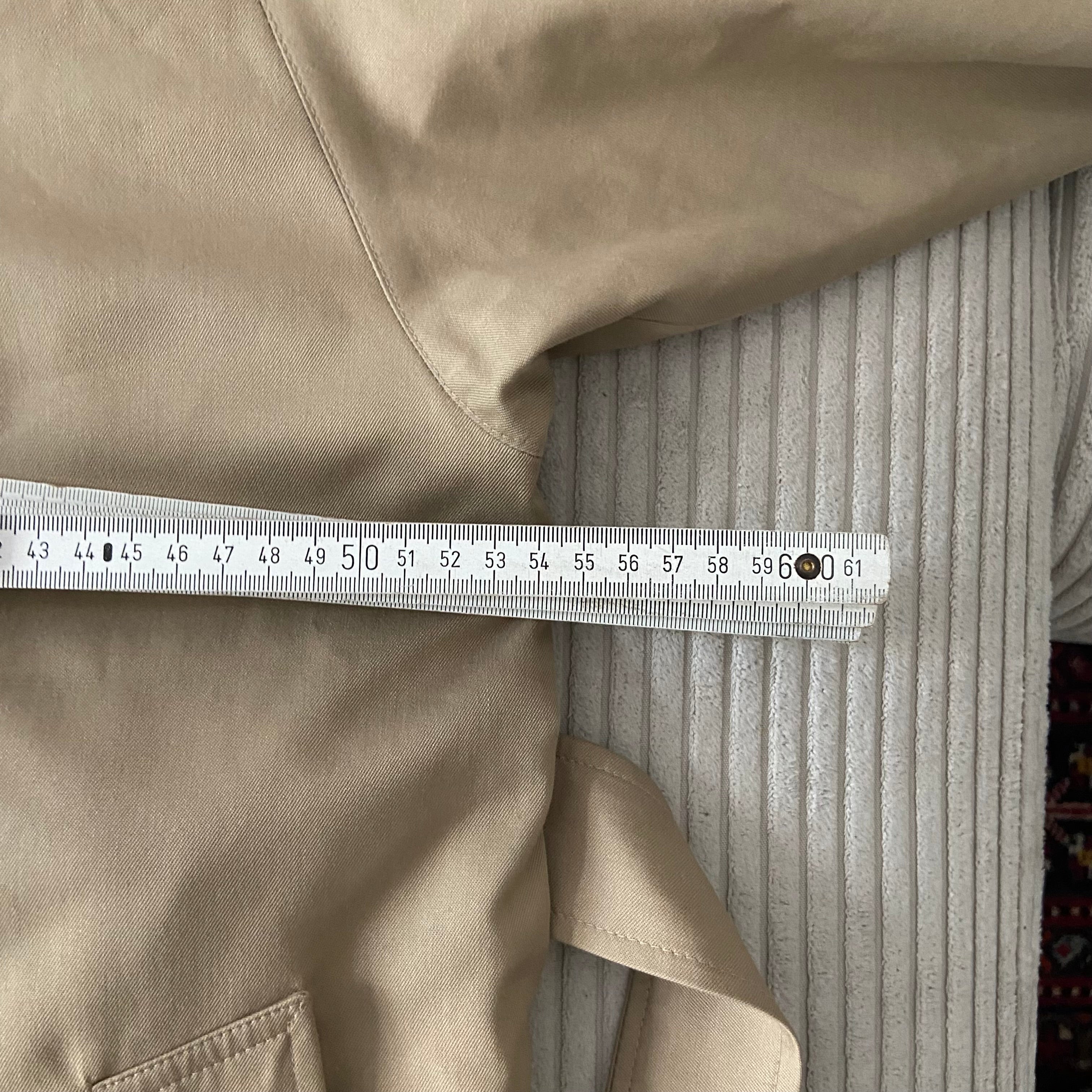 Burberrys Trenchcoat (12/M)