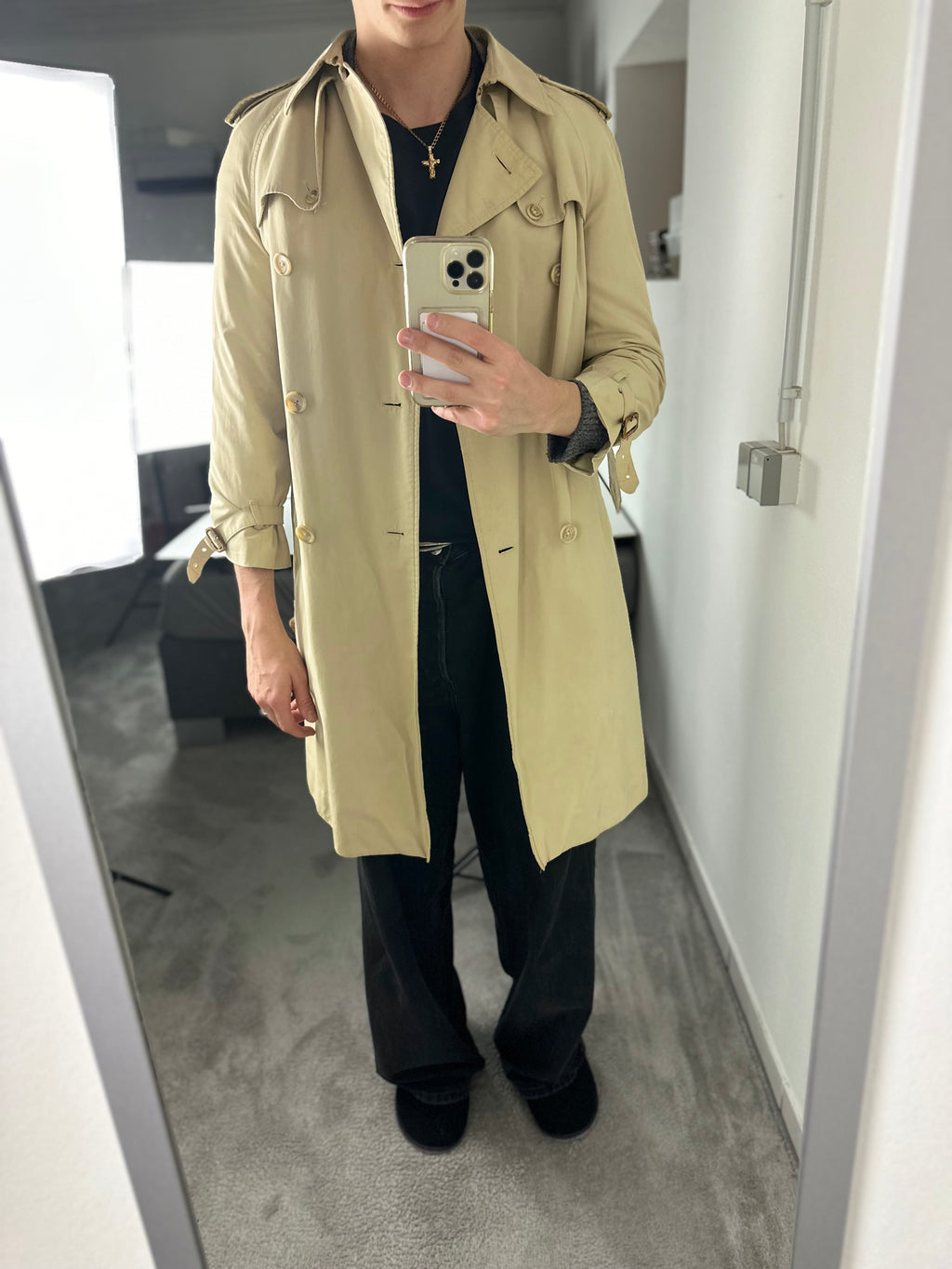 Burberrys Trenchcoat (10/S)