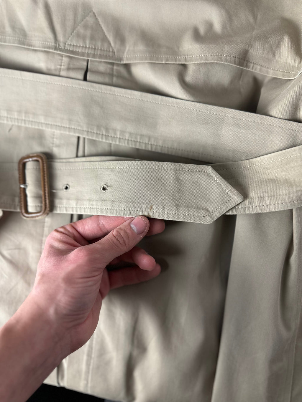 Burberrys Trenchcoat (12/M) including Inlet
