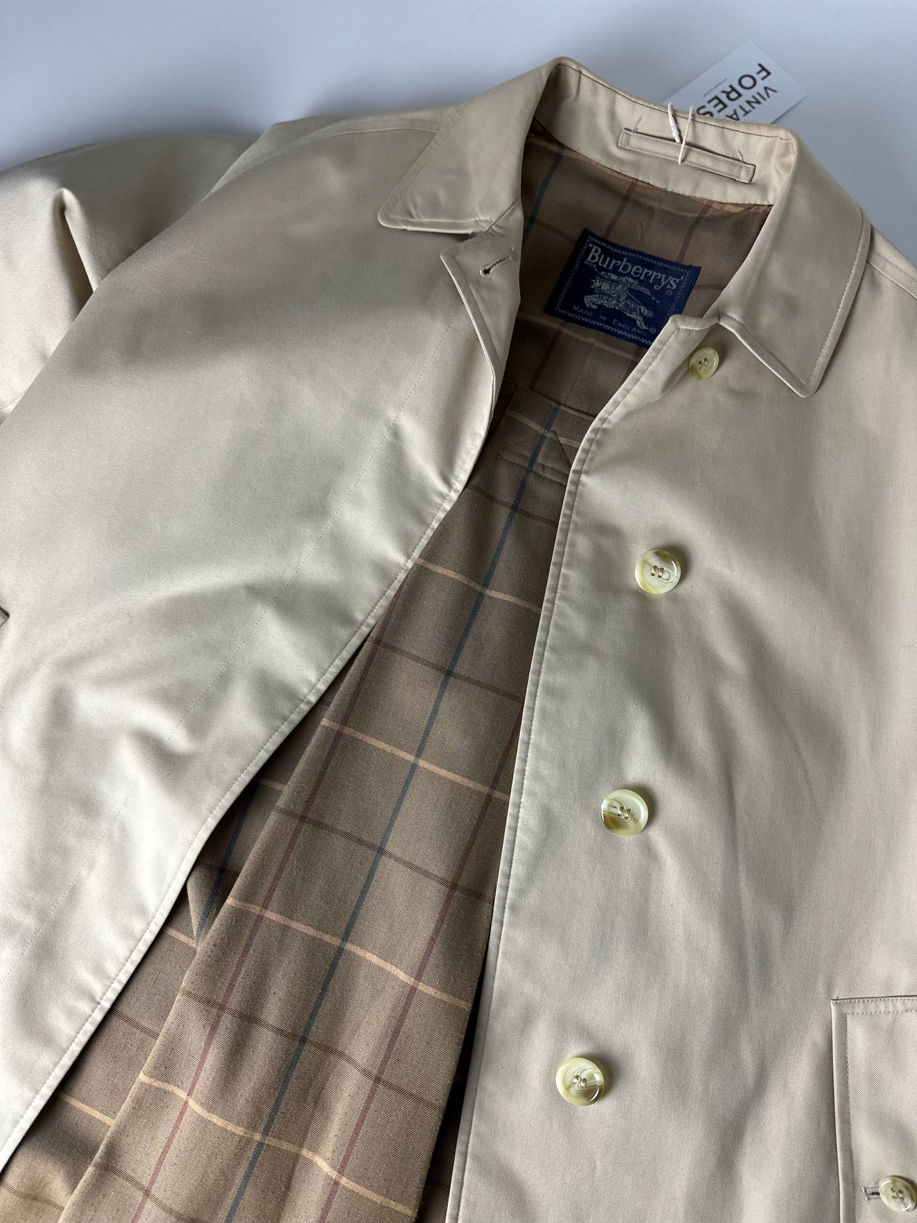 Burberrys Carcoat (10/S)