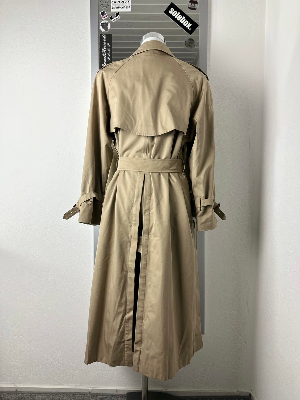 Burberrys Trenchcoat (12/M)