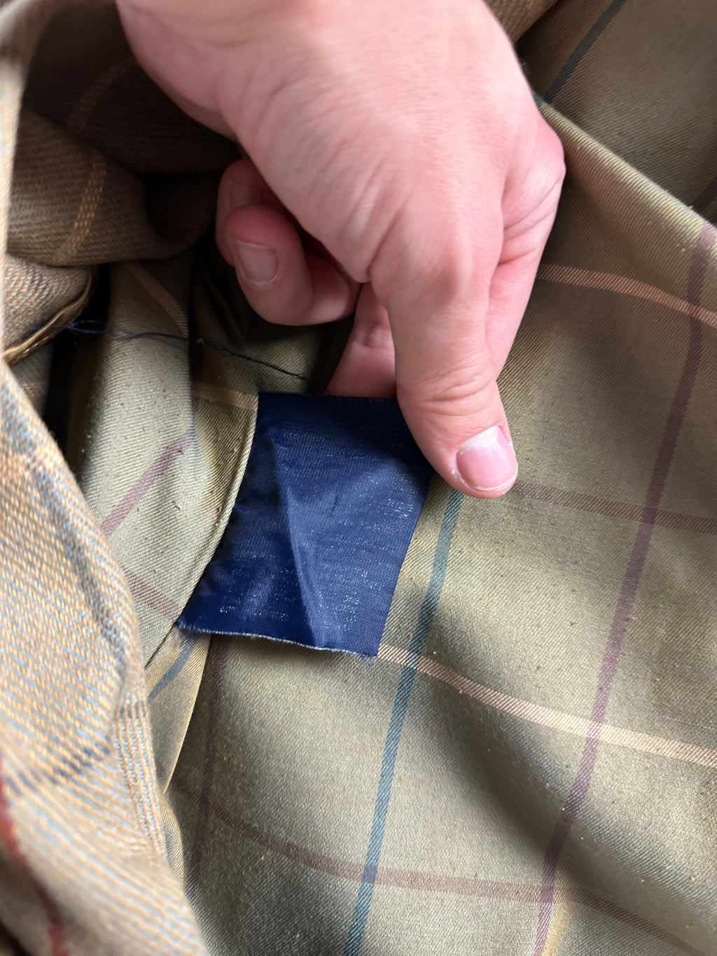 Burberrys Trenchcoat (14/L) including Inlet