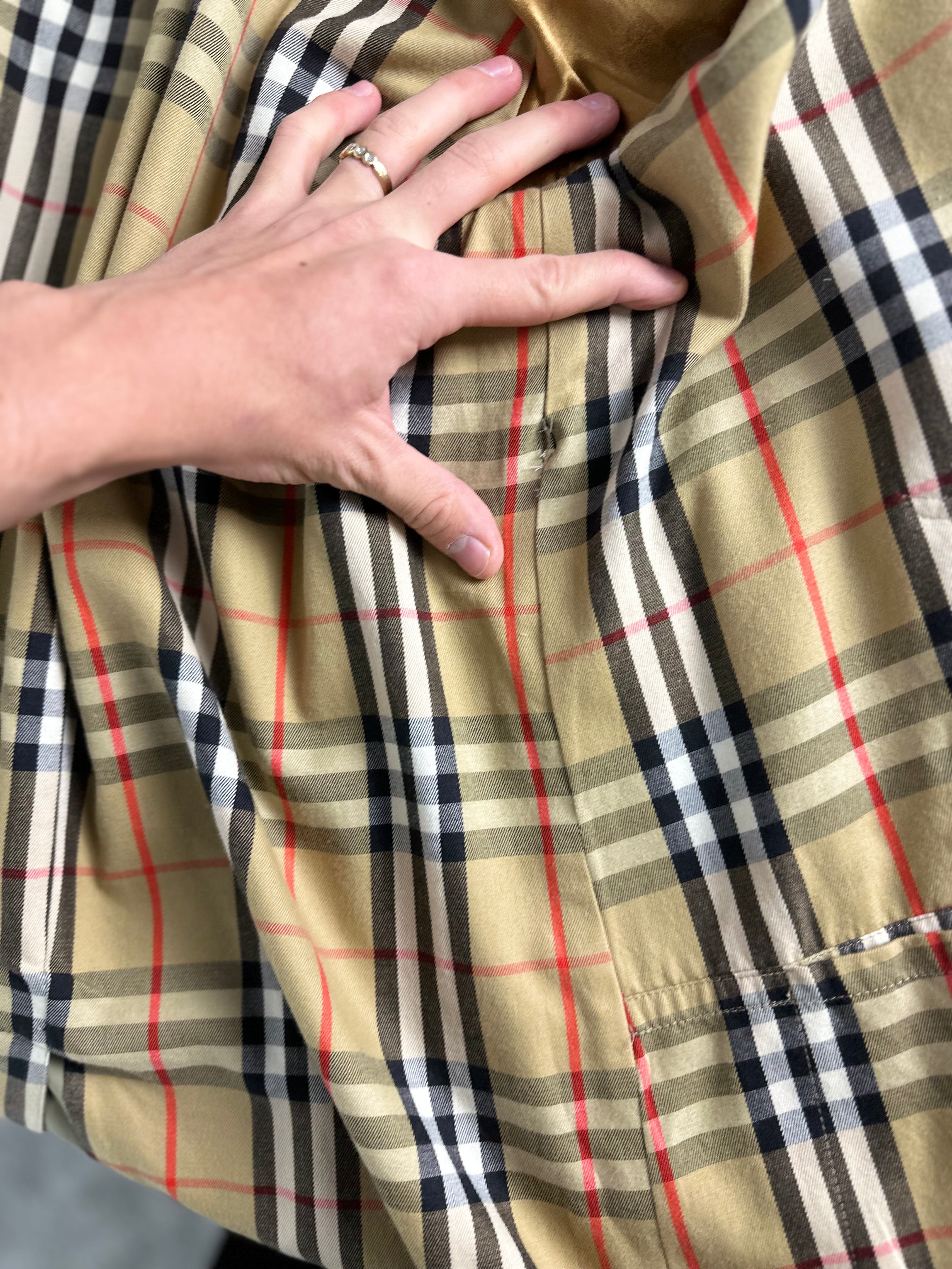 Burberrys Trenchcoat (14/L) including Inlet