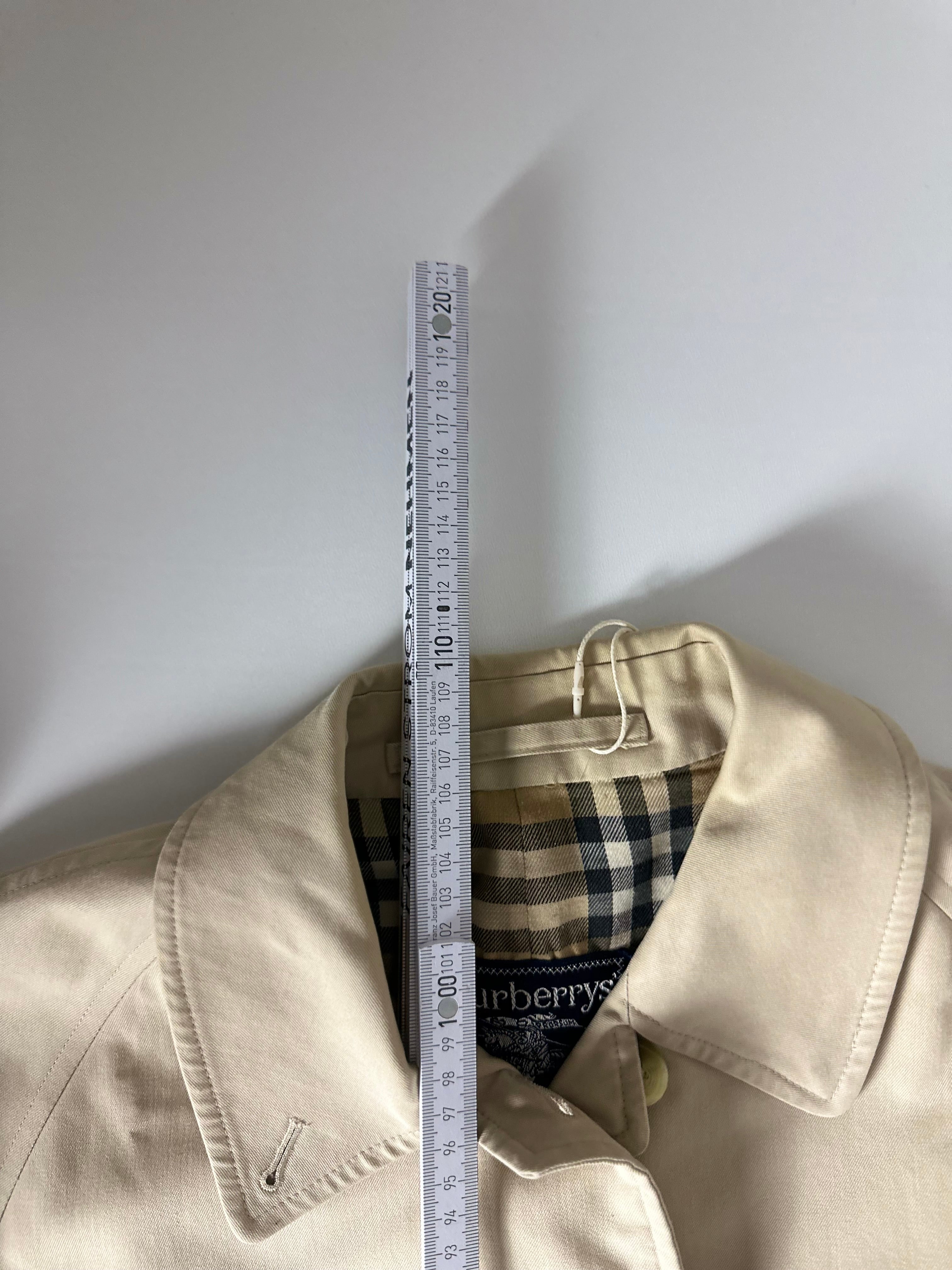 Burberrys Carcoat (10/S)