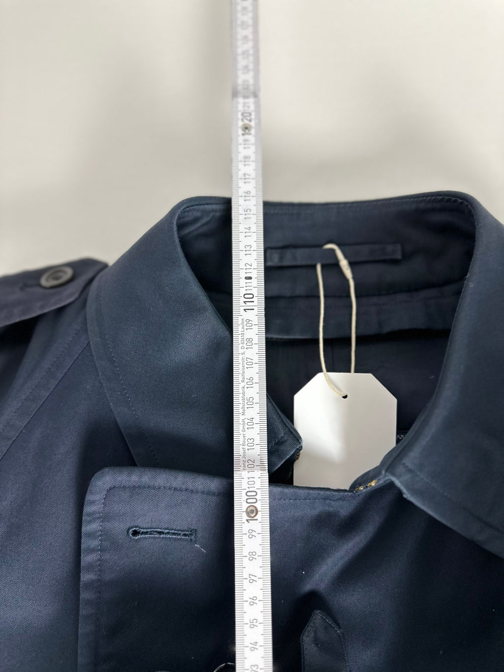 Burberrys Trenchcoat (52/L) including Inlet