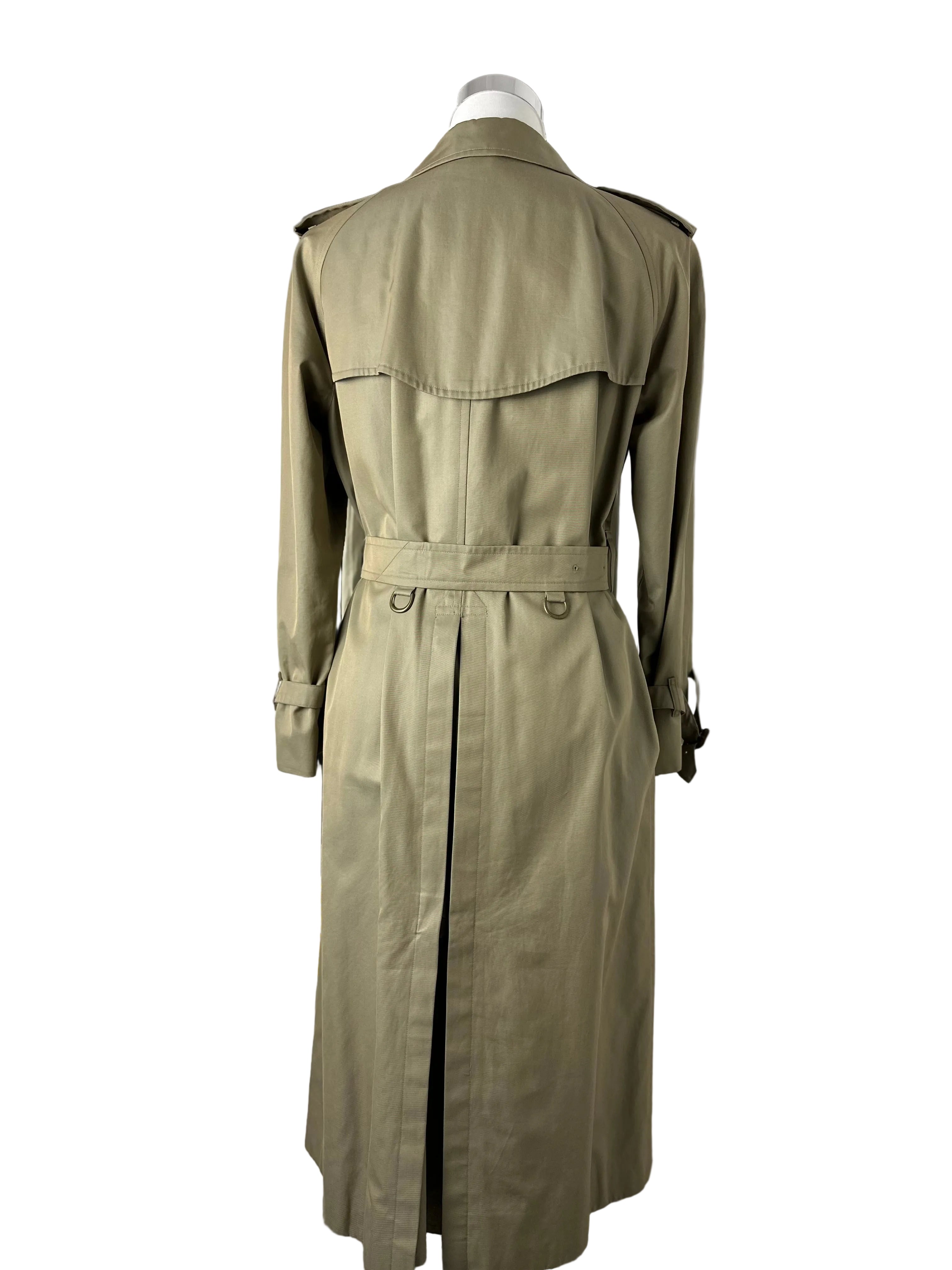 Burberrys Trenchcoat (10/S)