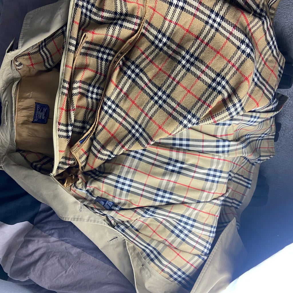 Burberry Trenchcoat Size 48/M including Inlet