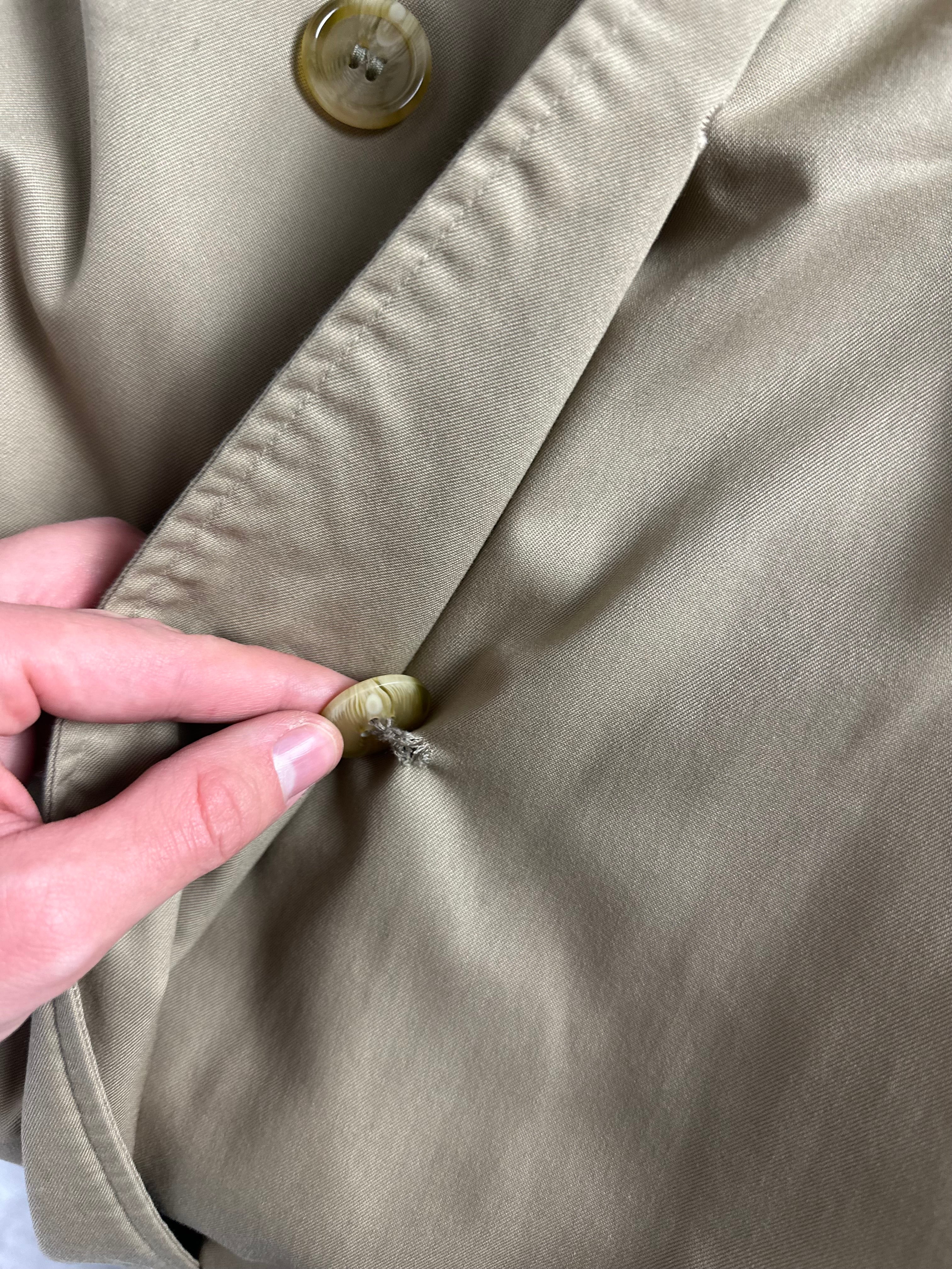 Burberrys Trenchcoat (14/L) including Inlet