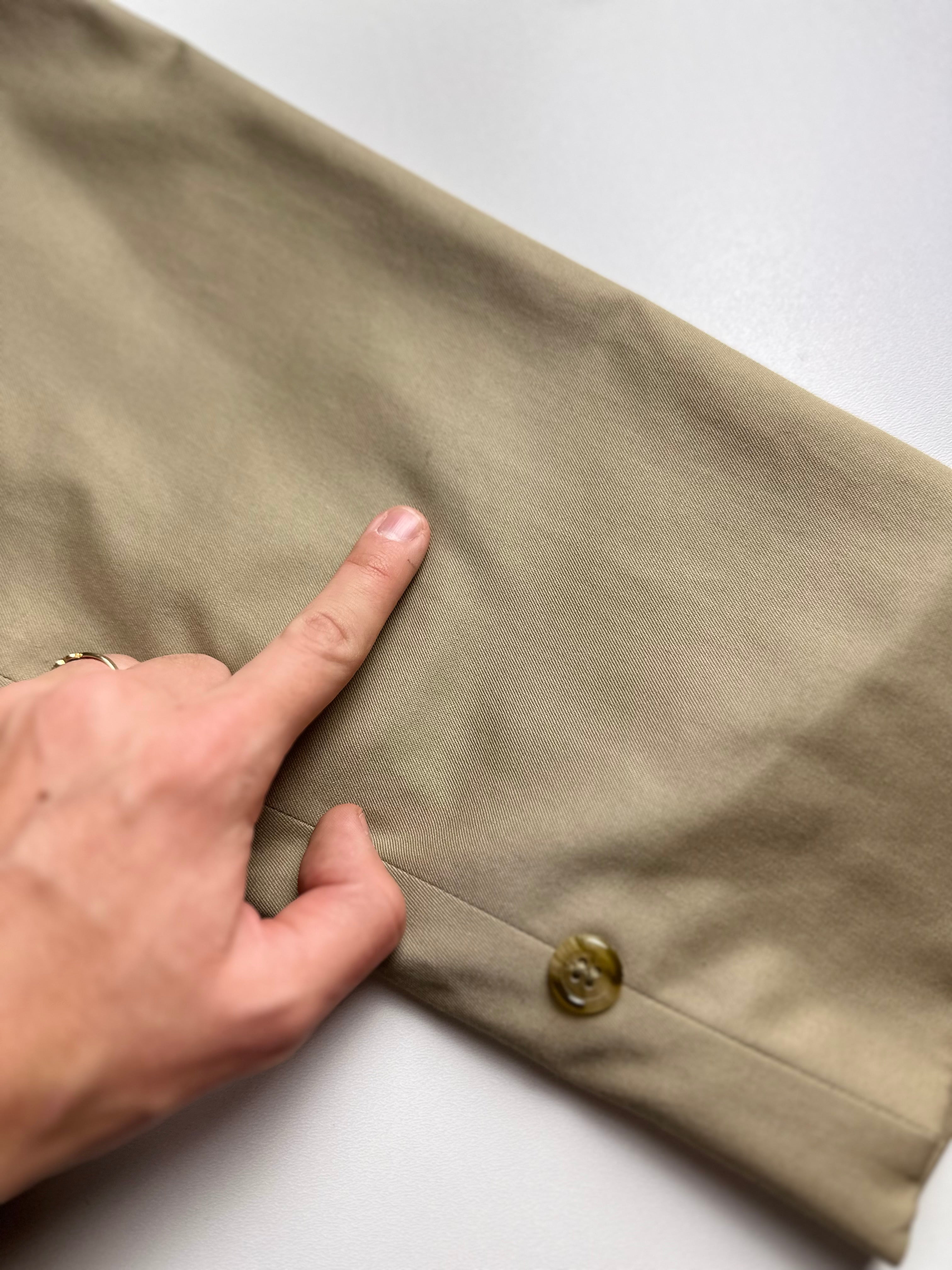 Burberrys Trenchcoat (12/M)