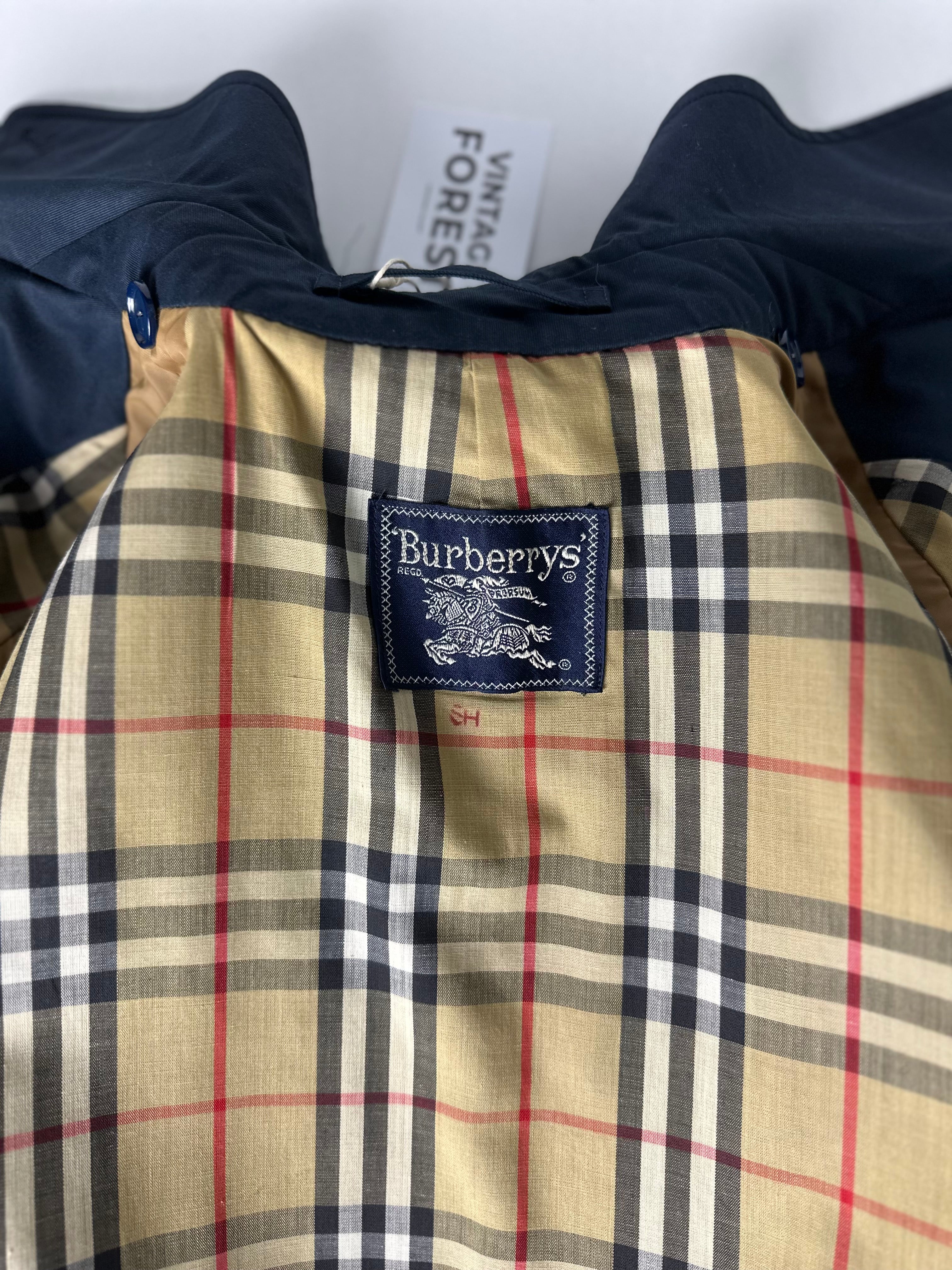 Burberrys Carcoat (10/S)