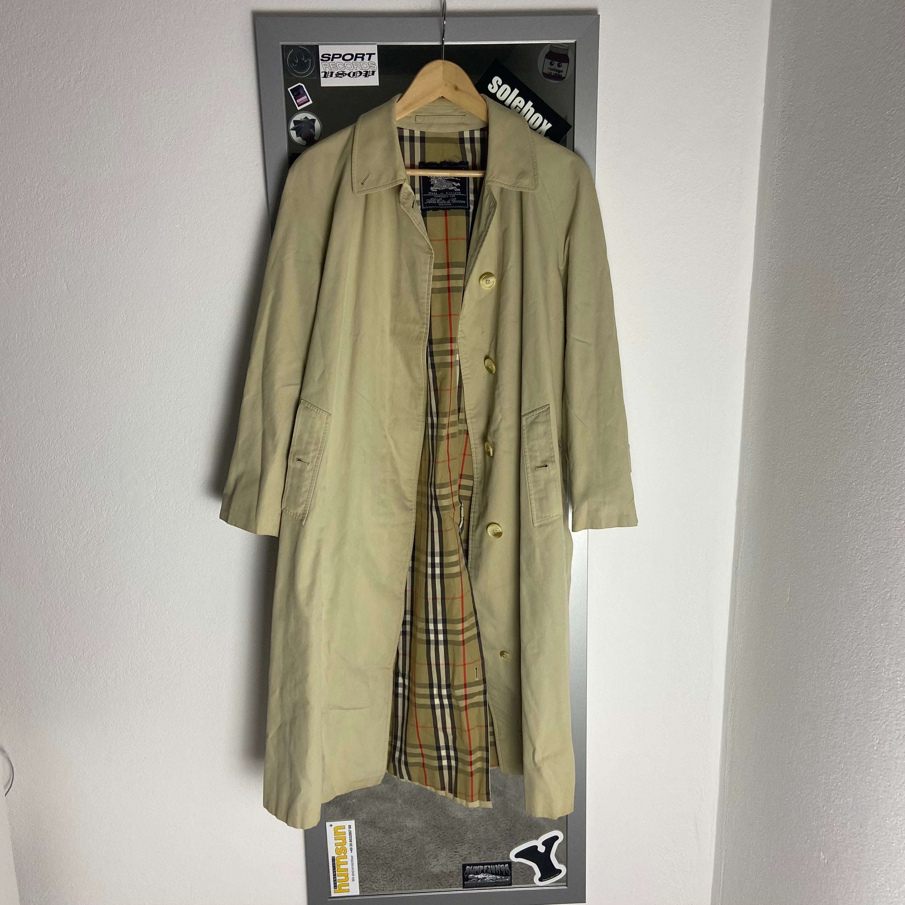 Burberry Trenchcoat Size 12/M