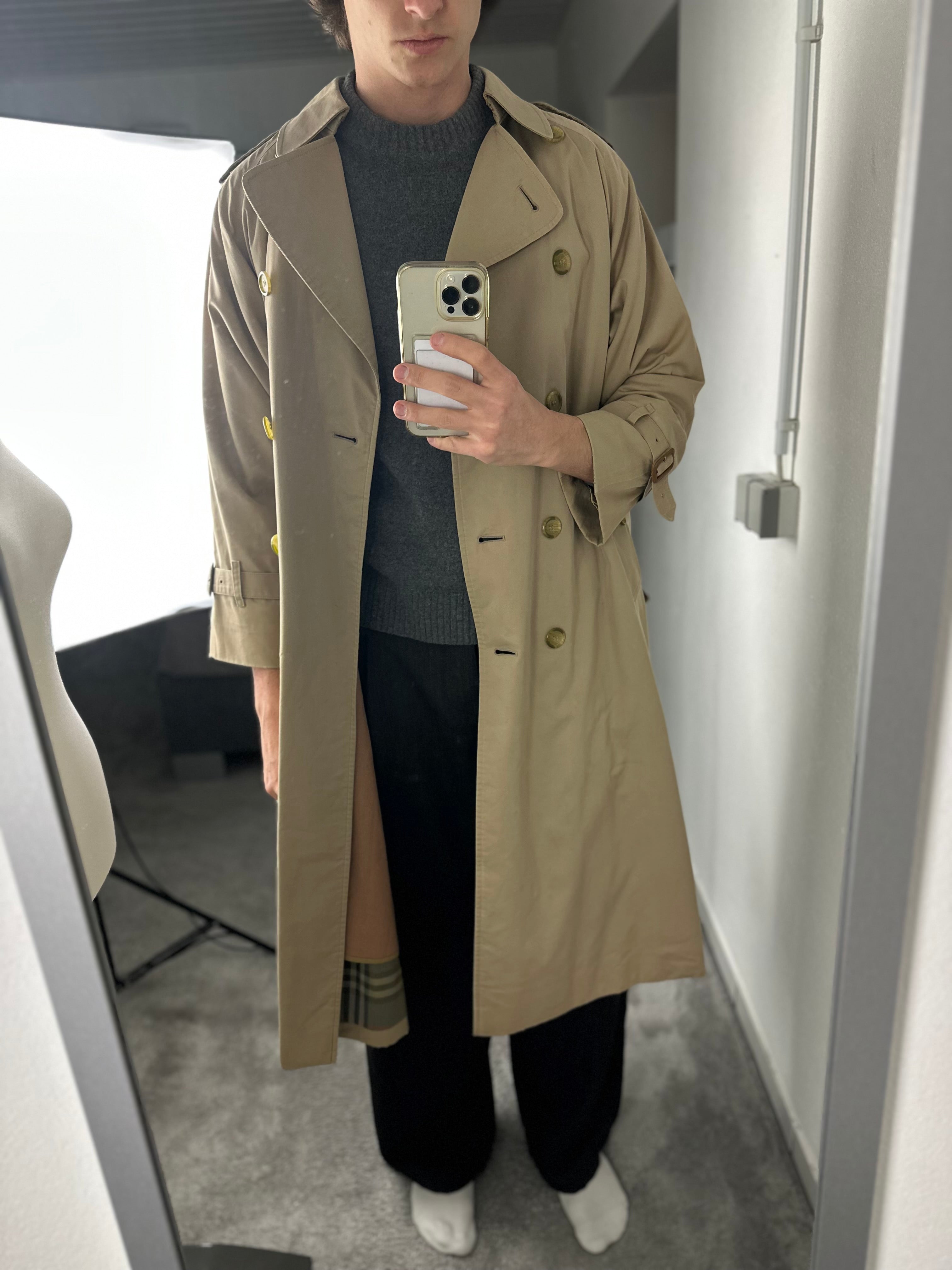 Burberrys Trenchcoat (12/M) including Inlet