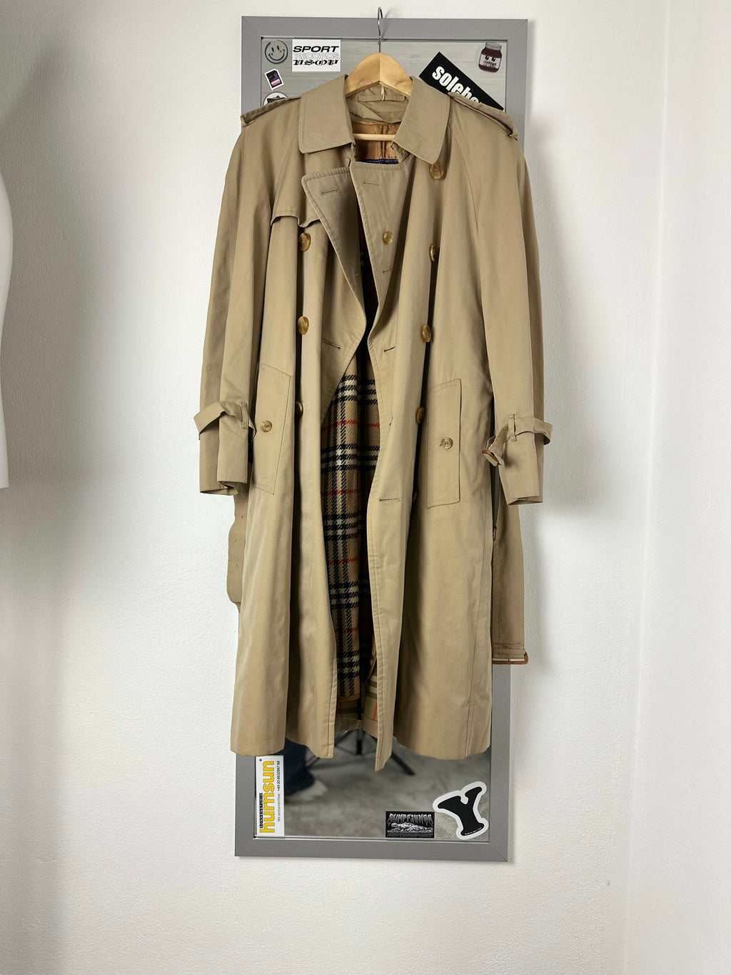 Burberrys Trenchcoat (46/S) including Inlet
