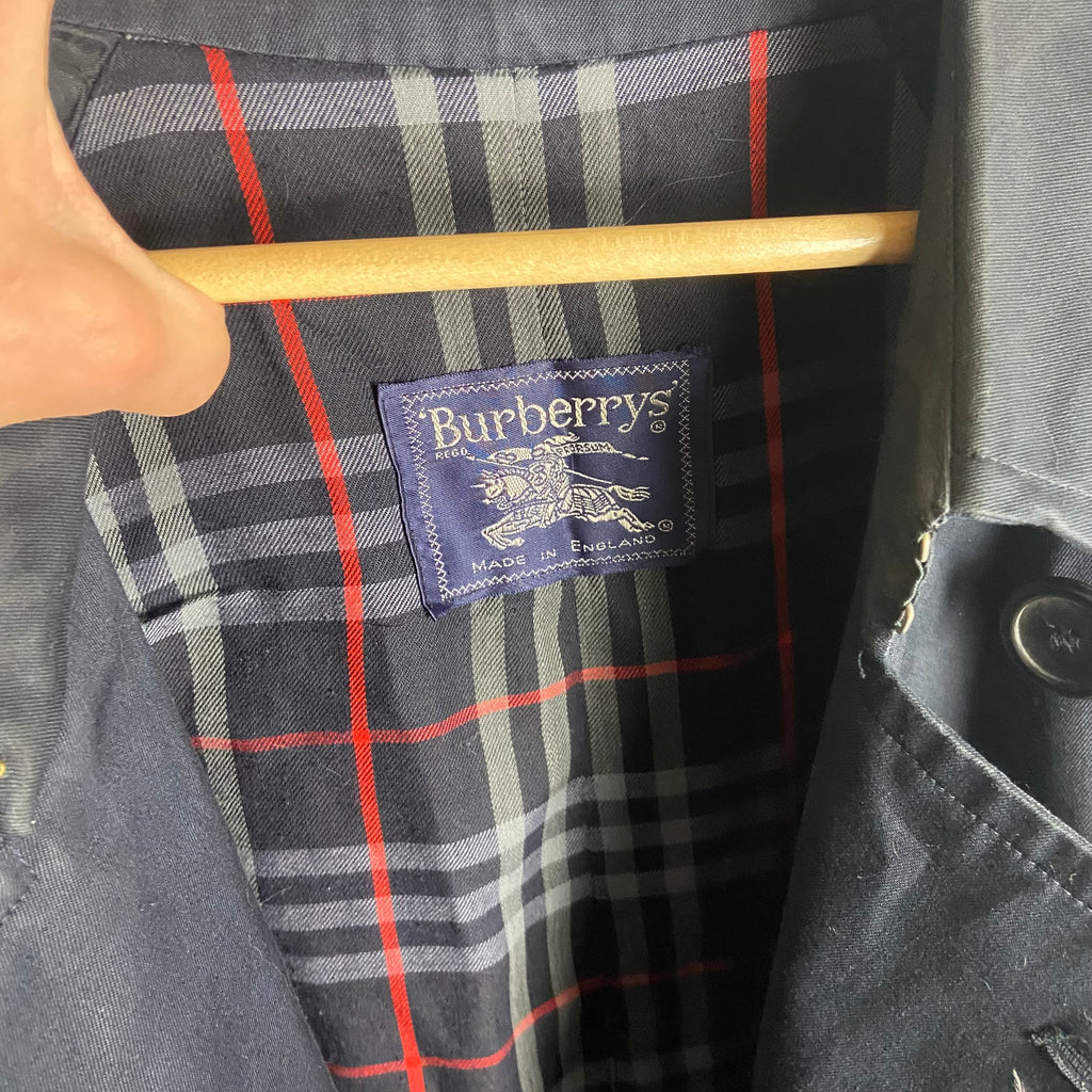 Burberry Trenchcoat Size 52/L