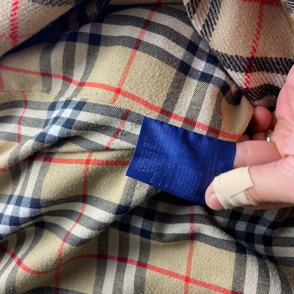 Burberrys Trenchcoat (16/XL) including Inlet