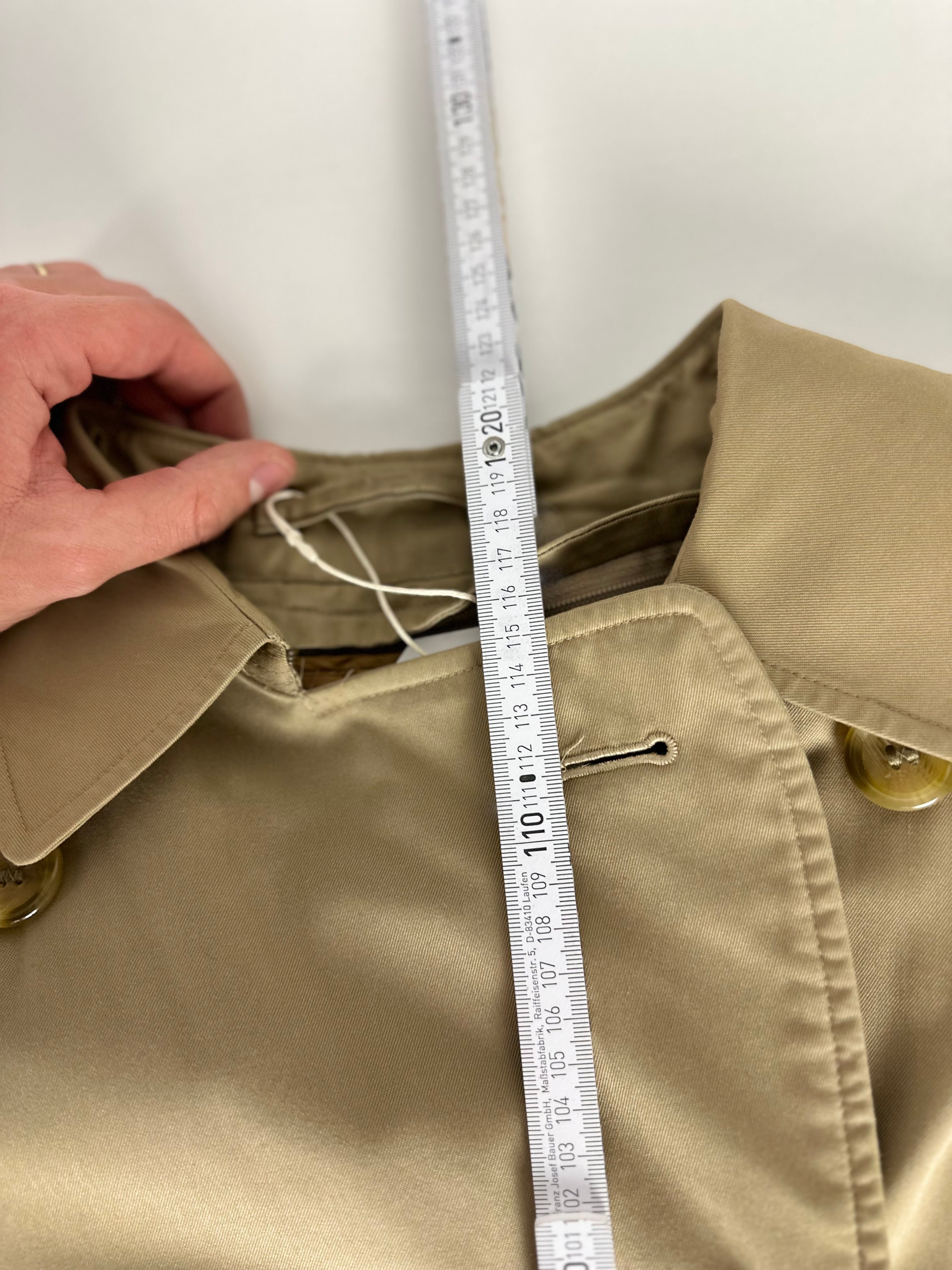 Burberrys Trenchcoat (14/L) including Inlet