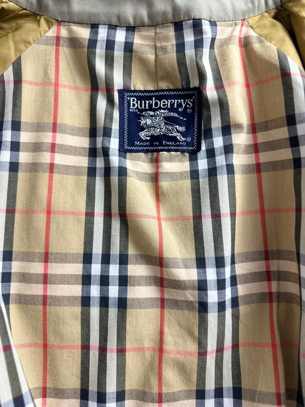 Burberrys Trenchcoat (18/XXL)
