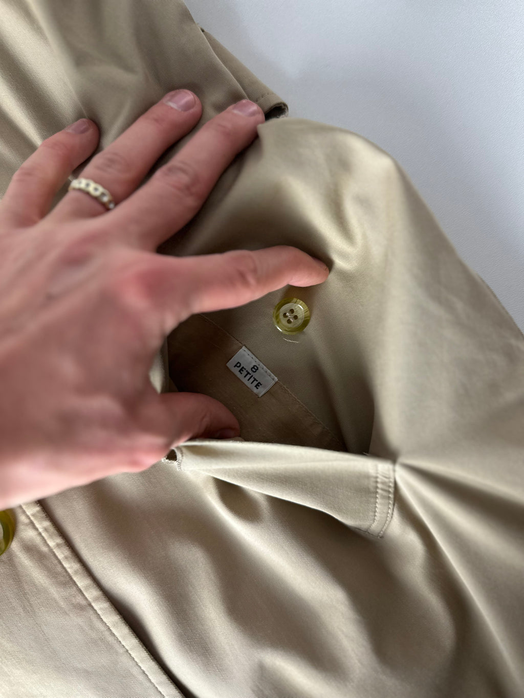 Burberrys Trenchcoat (12/M) including Inlet