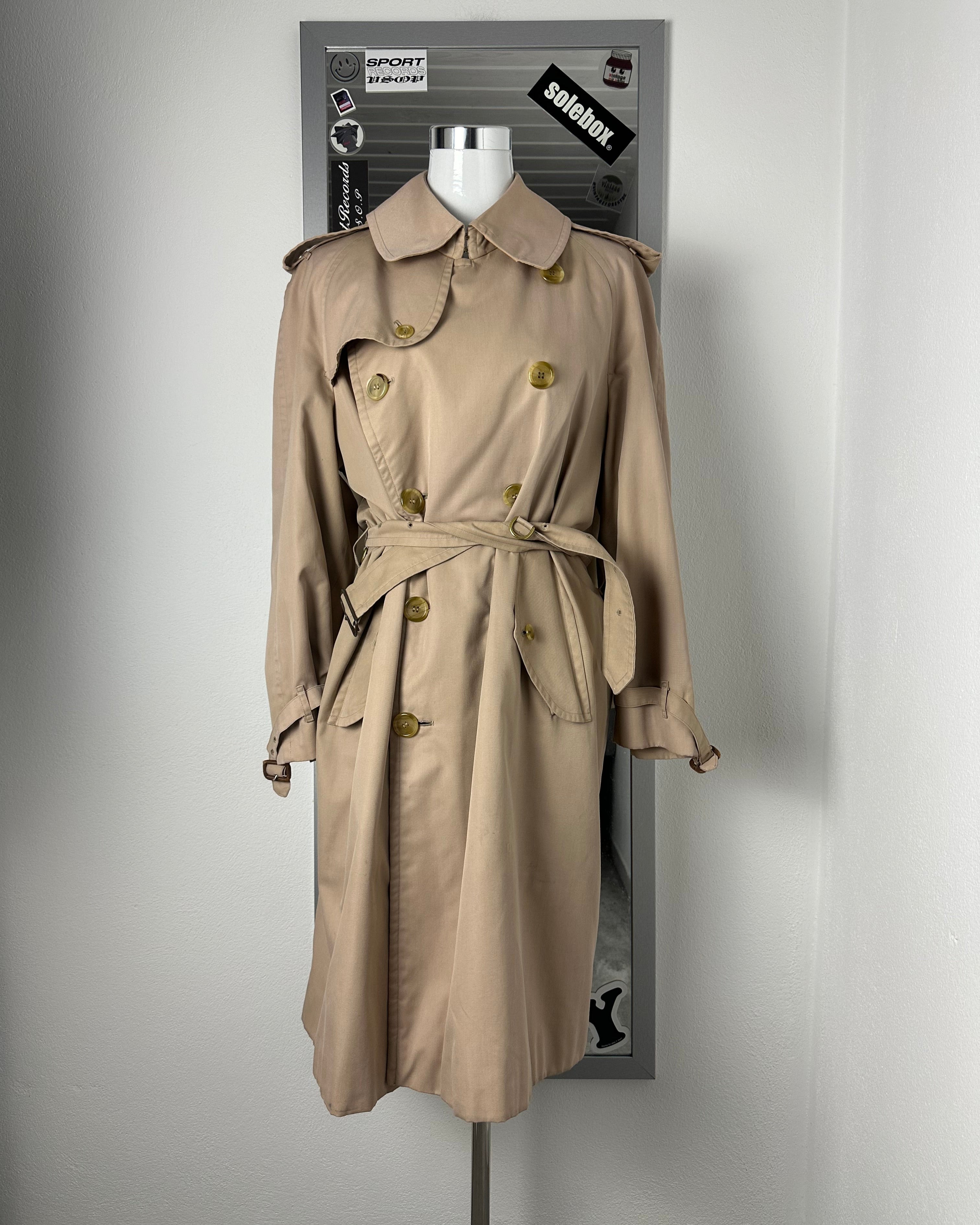 Burberrys Trenchcoat (16/XL)