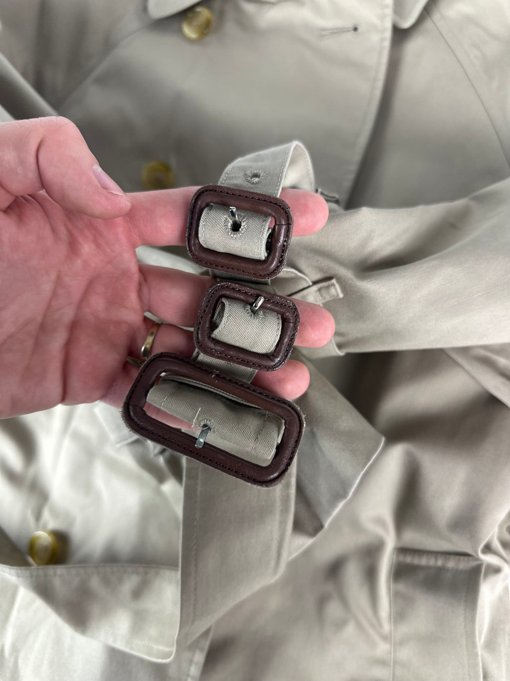 Burberrys Trenchcoat (12/M)