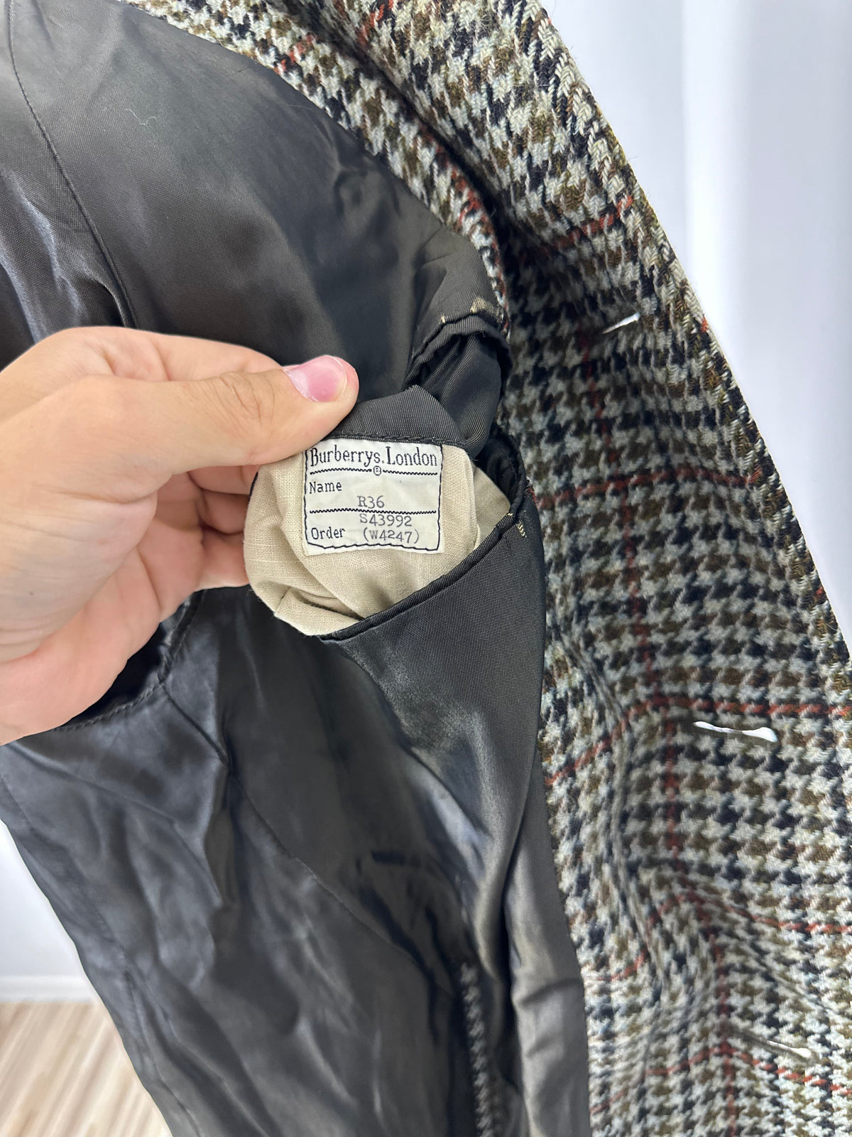 Vintage Burberry Wool Coat Brown Size 48 M